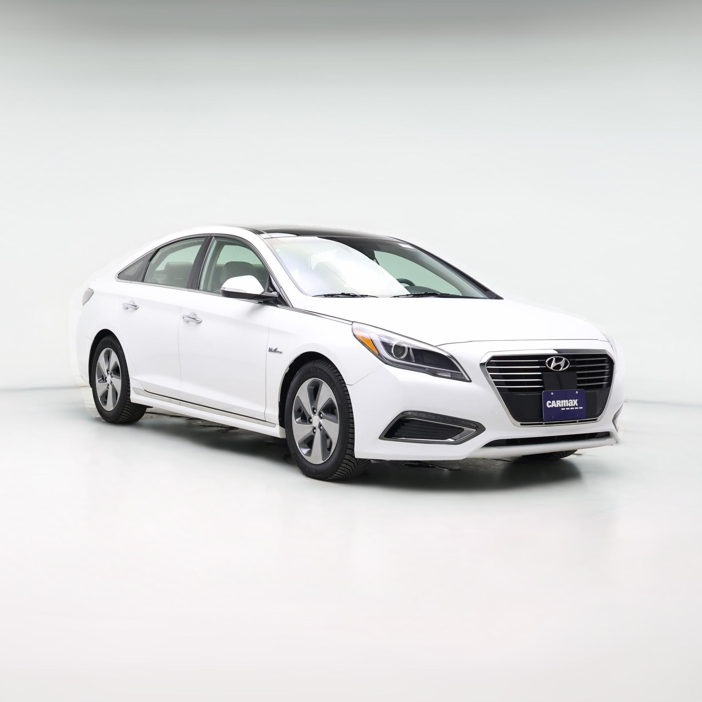 Thumbnail: 2017 Hyundai Sonata - 1