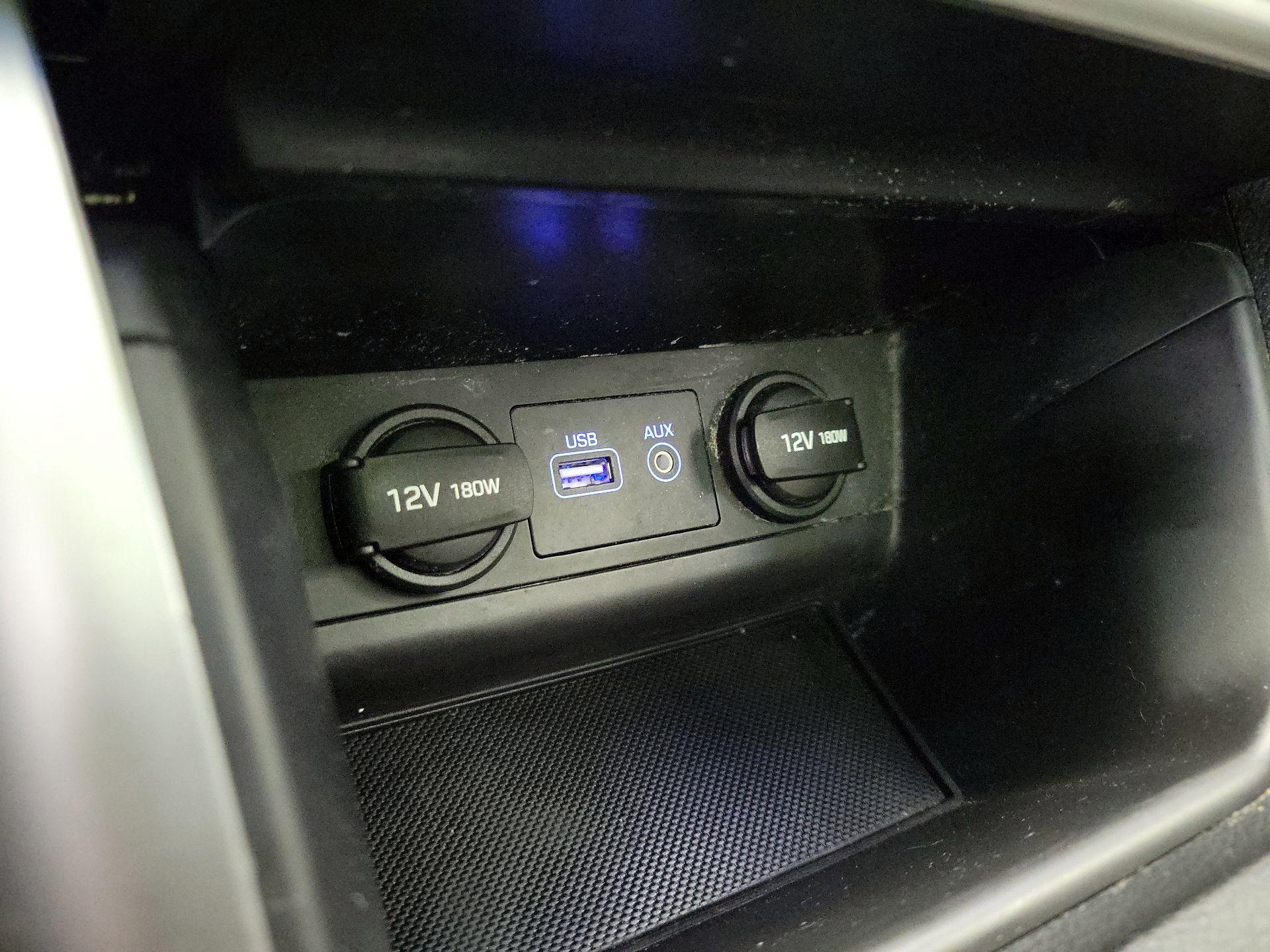 Thumbnail: 2017 Hyundai Sonata - 19