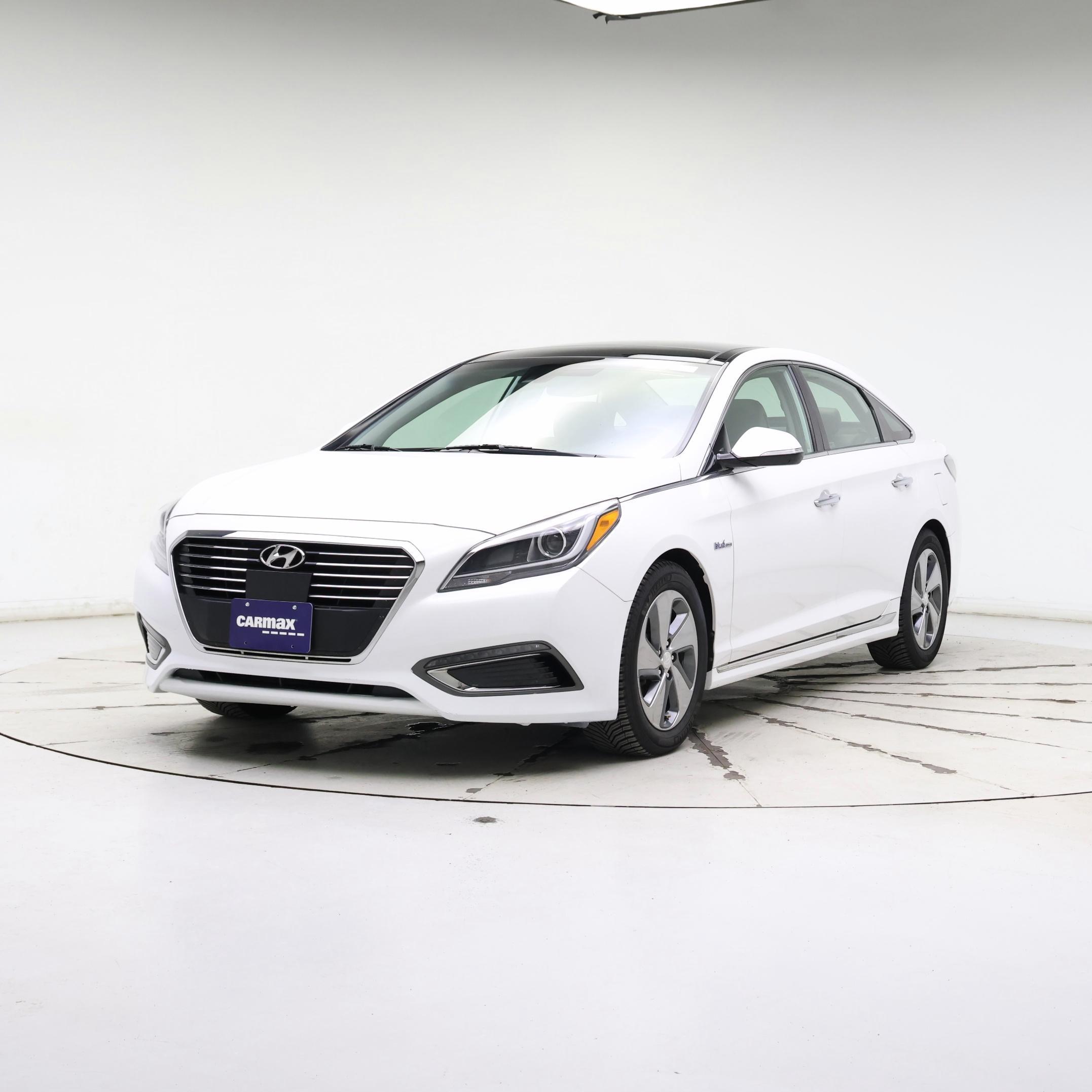 Thumbnail: 2017 Hyundai Sonata - 4