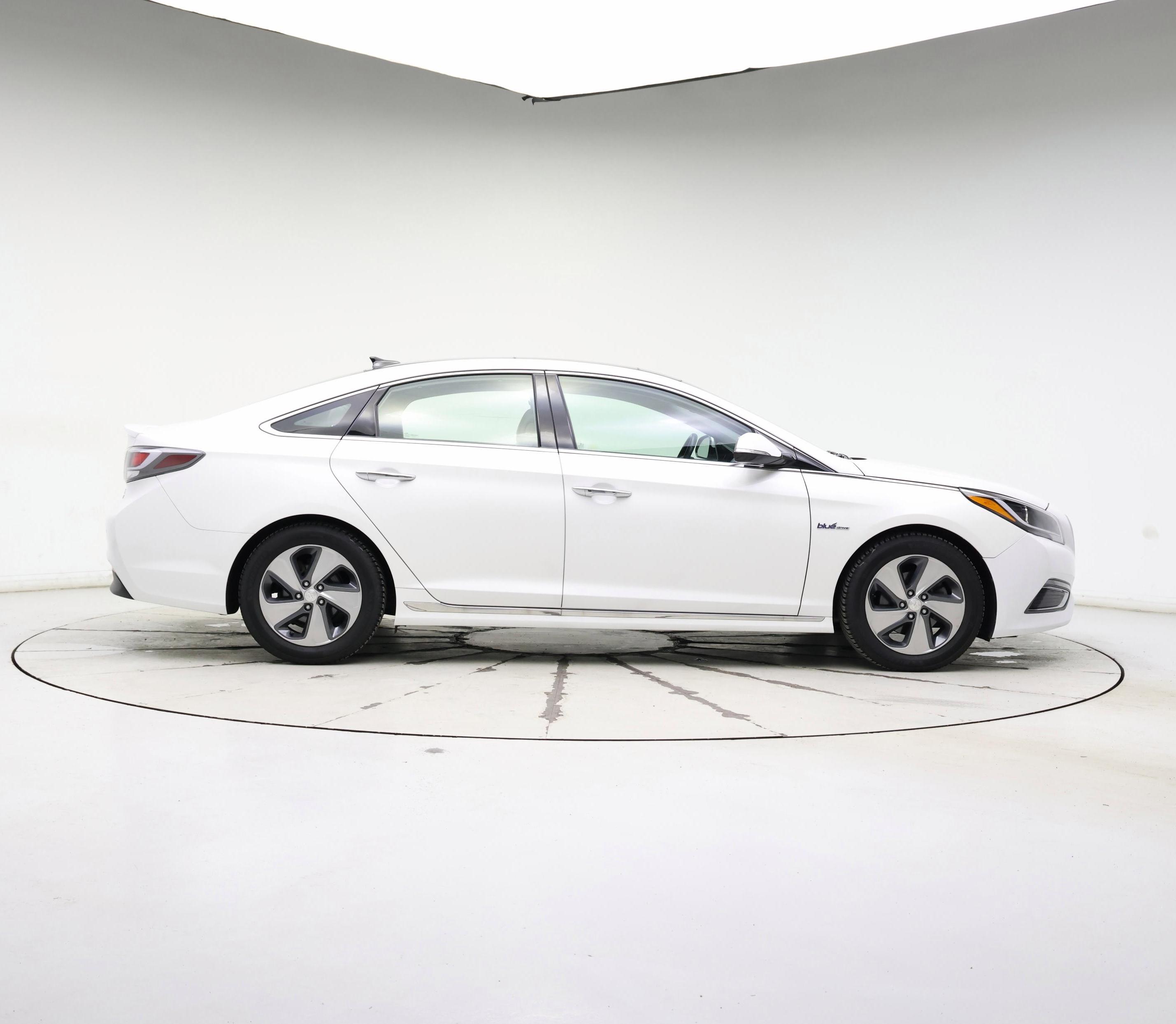 Thumbnail: 2017 Hyundai Sonata - 7