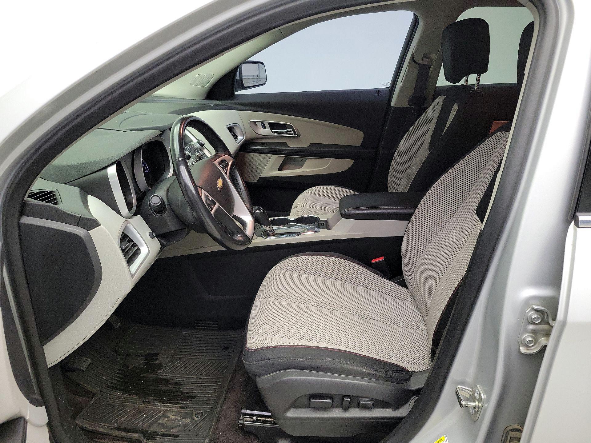 Thumbnail: 2016 Chevrolet Equinox - 11