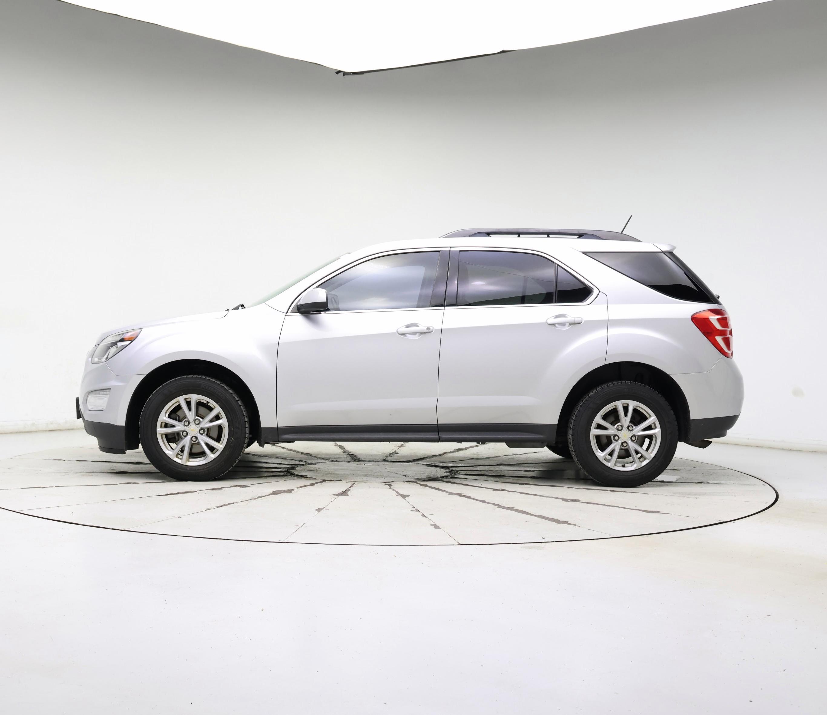 Thumbnail: 2016 Chevrolet Equinox - 3