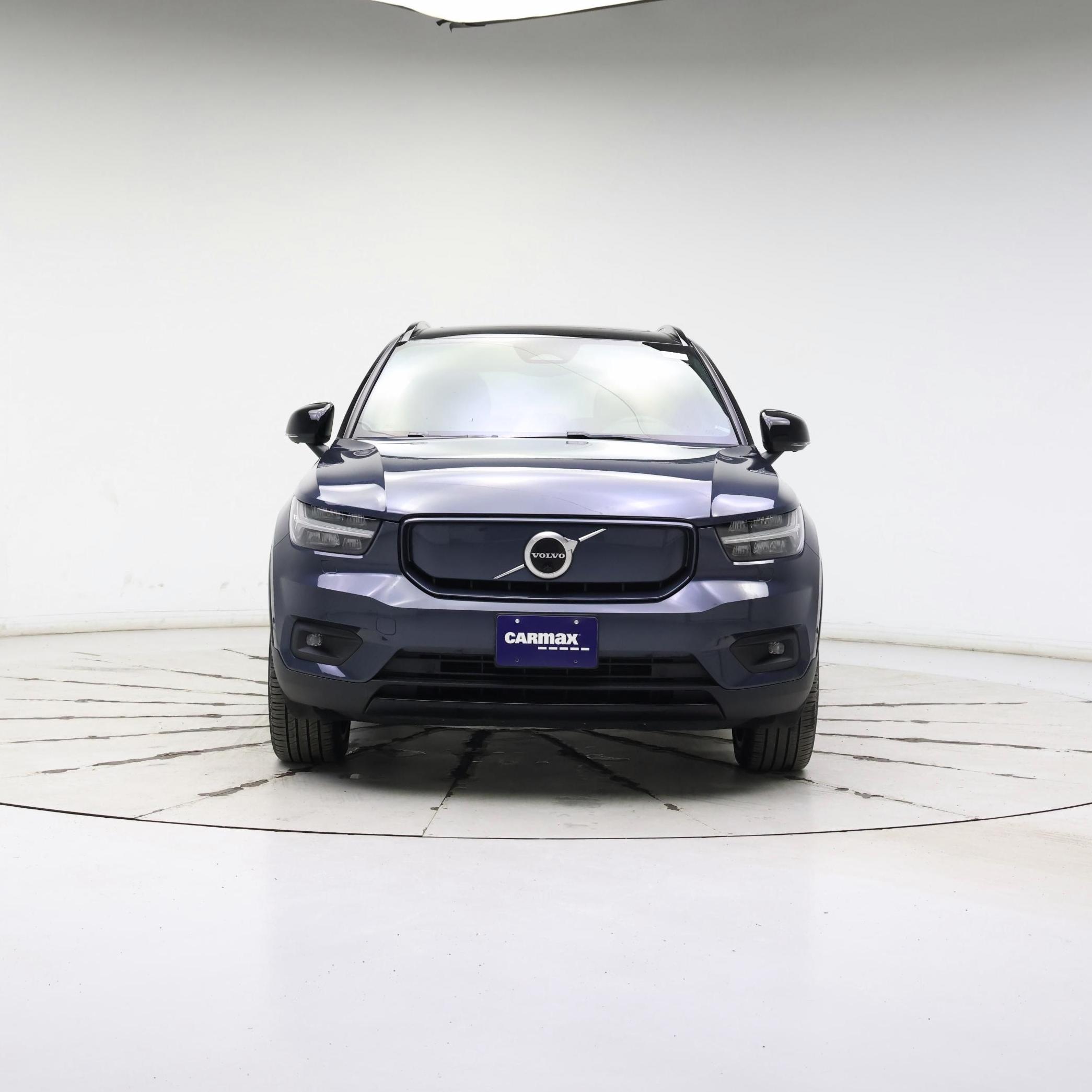 Thumbnail: 2022 Volvo XC40 - 5