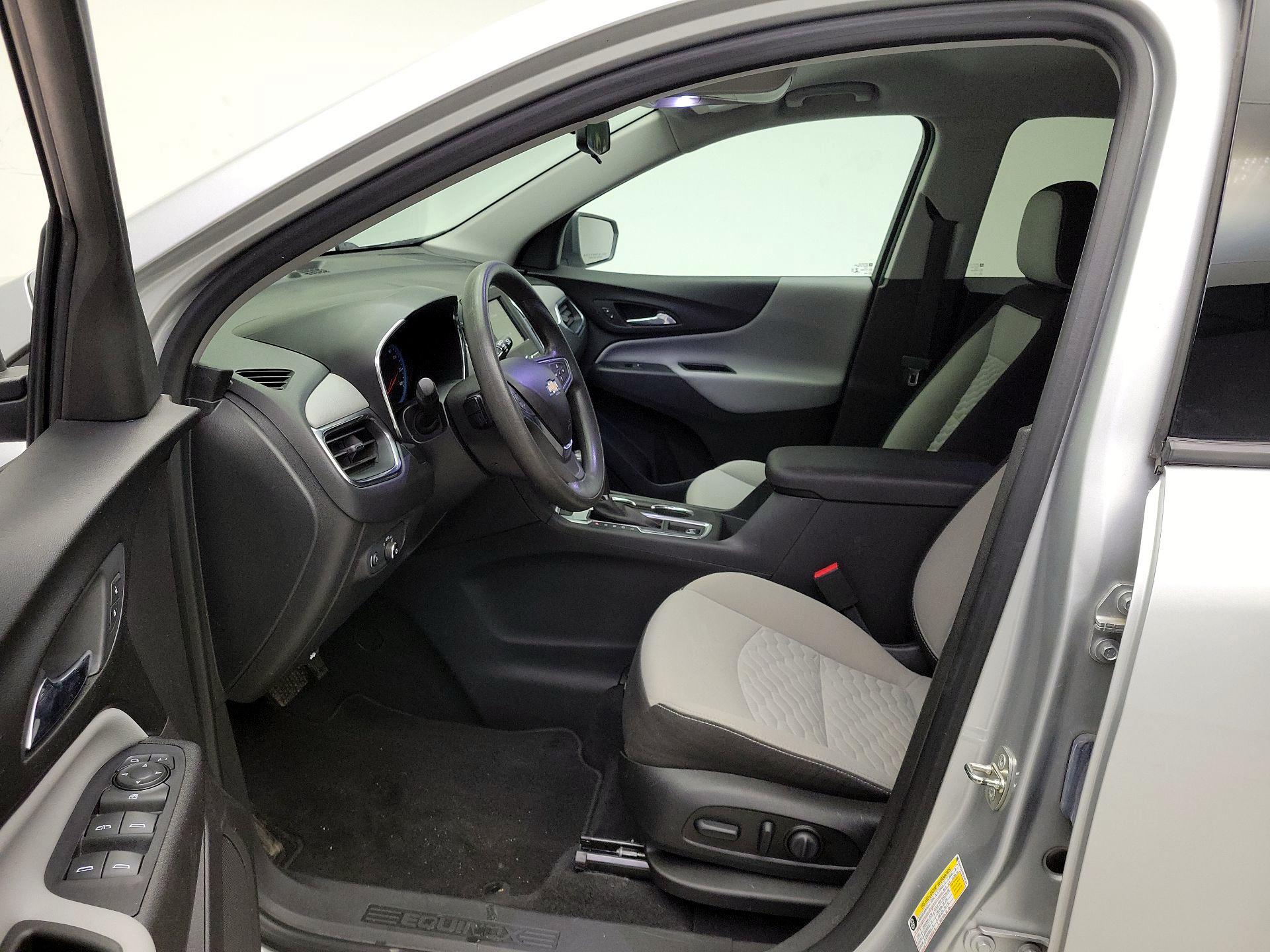 Thumbnail: 2019 Chevrolet Equinox - 11