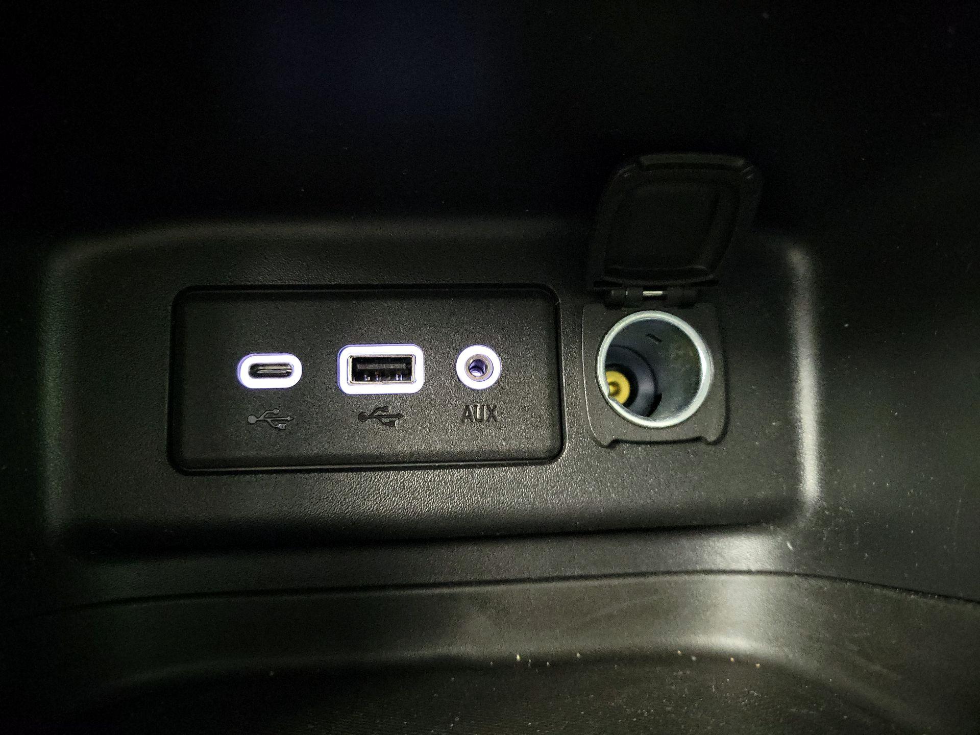 Thumbnail: 2019 Chevrolet Equinox - 17