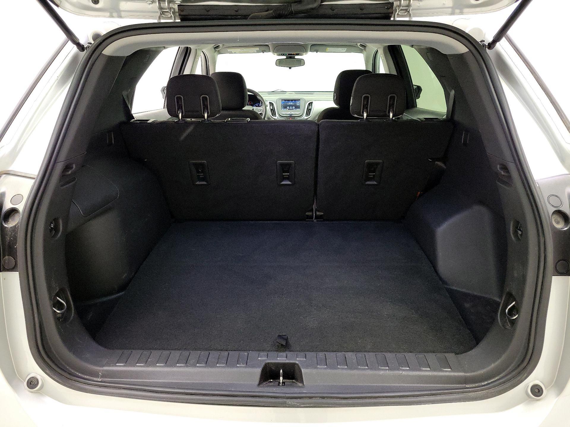 Thumbnail: 2019 Chevrolet Equinox - 19