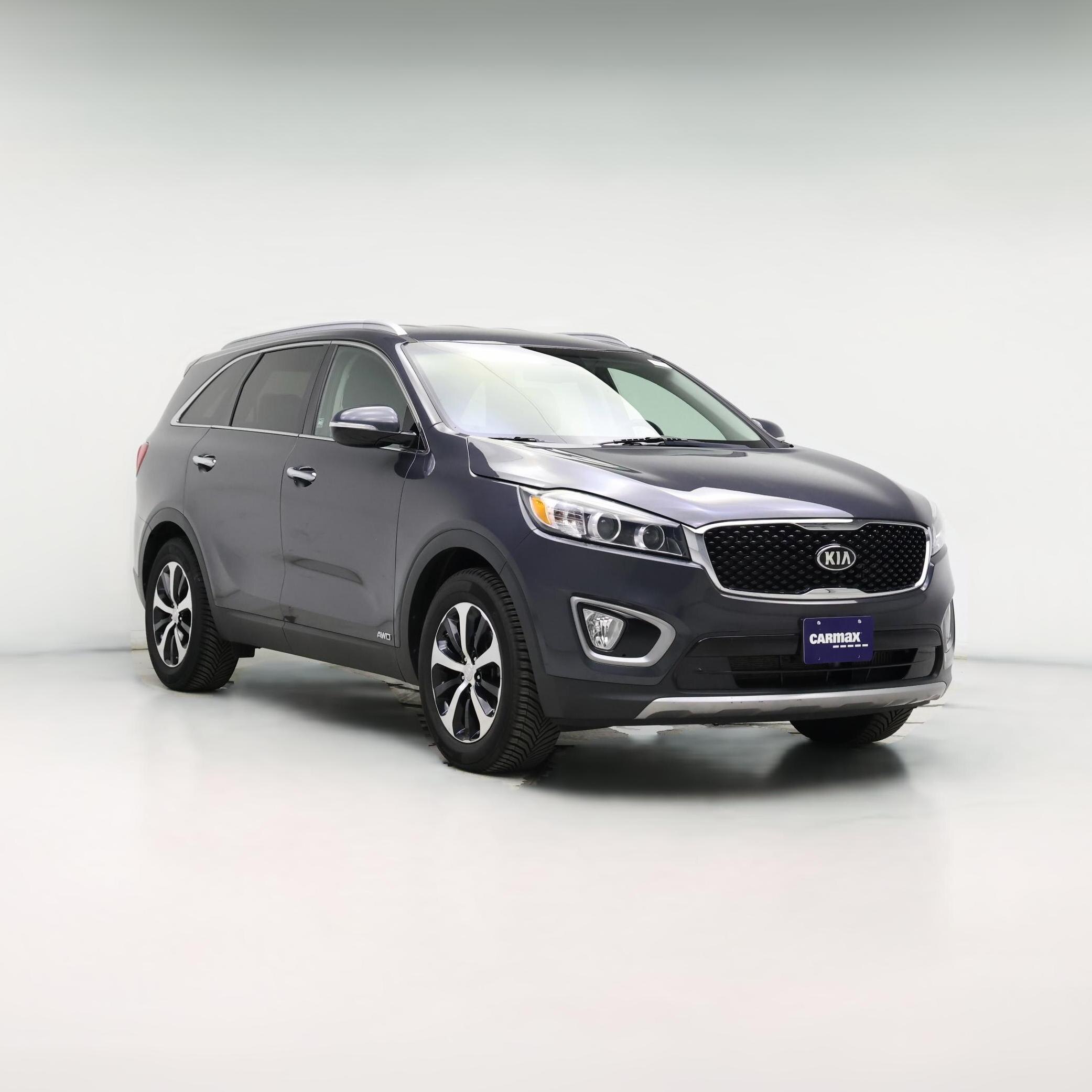 Thumbnail: 2016 Kia Sorento - 1