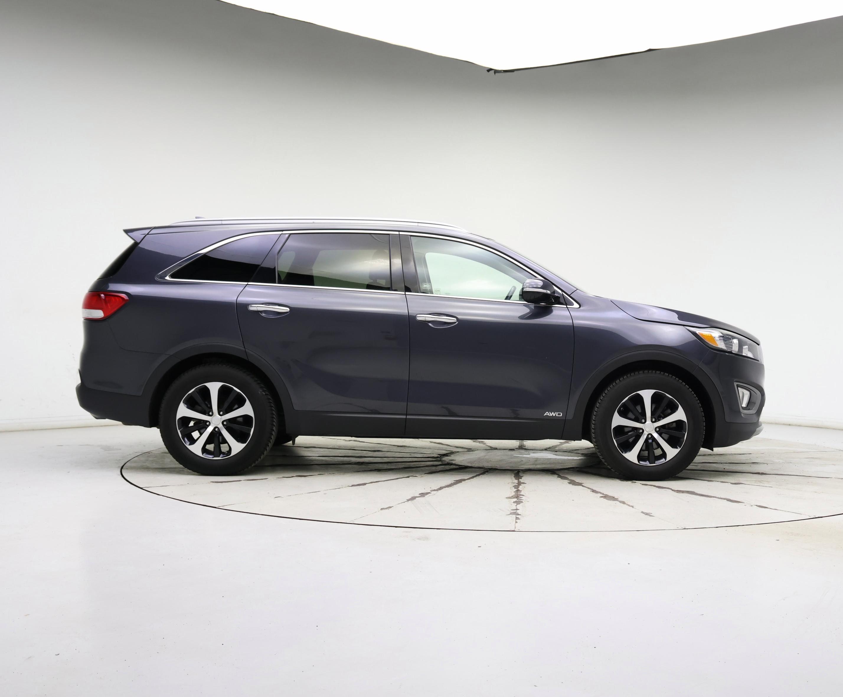 Thumbnail: 2016 Kia Sorento - 7