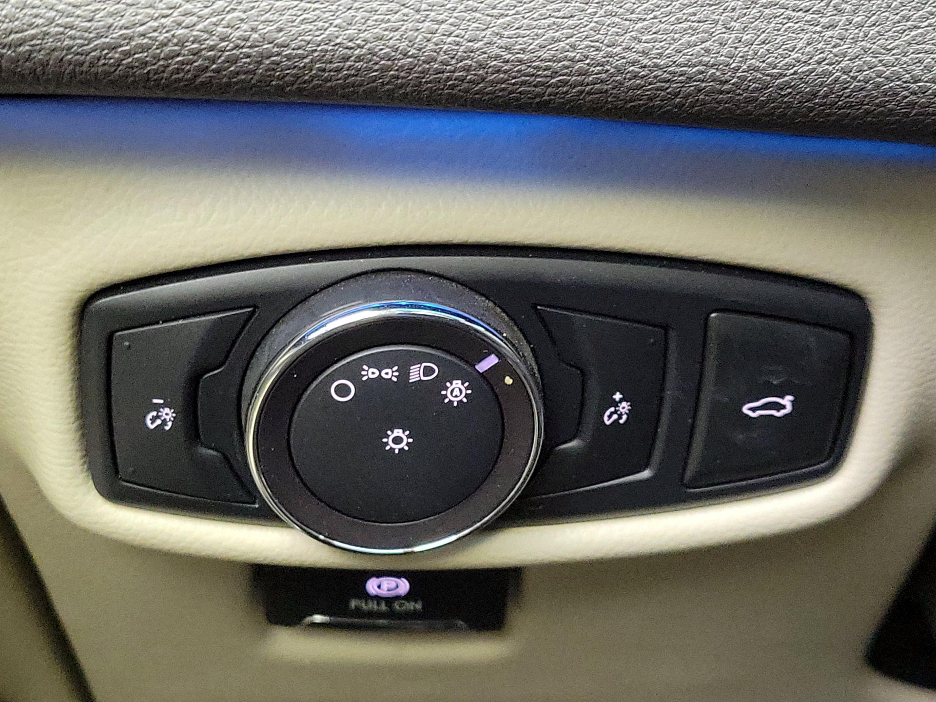 Thumbnail: 2019 Lincoln MKZ - 13