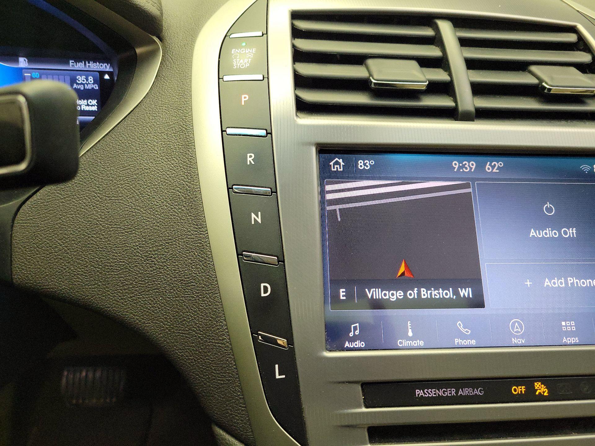 Thumbnail: 2019 Lincoln MKZ - 18