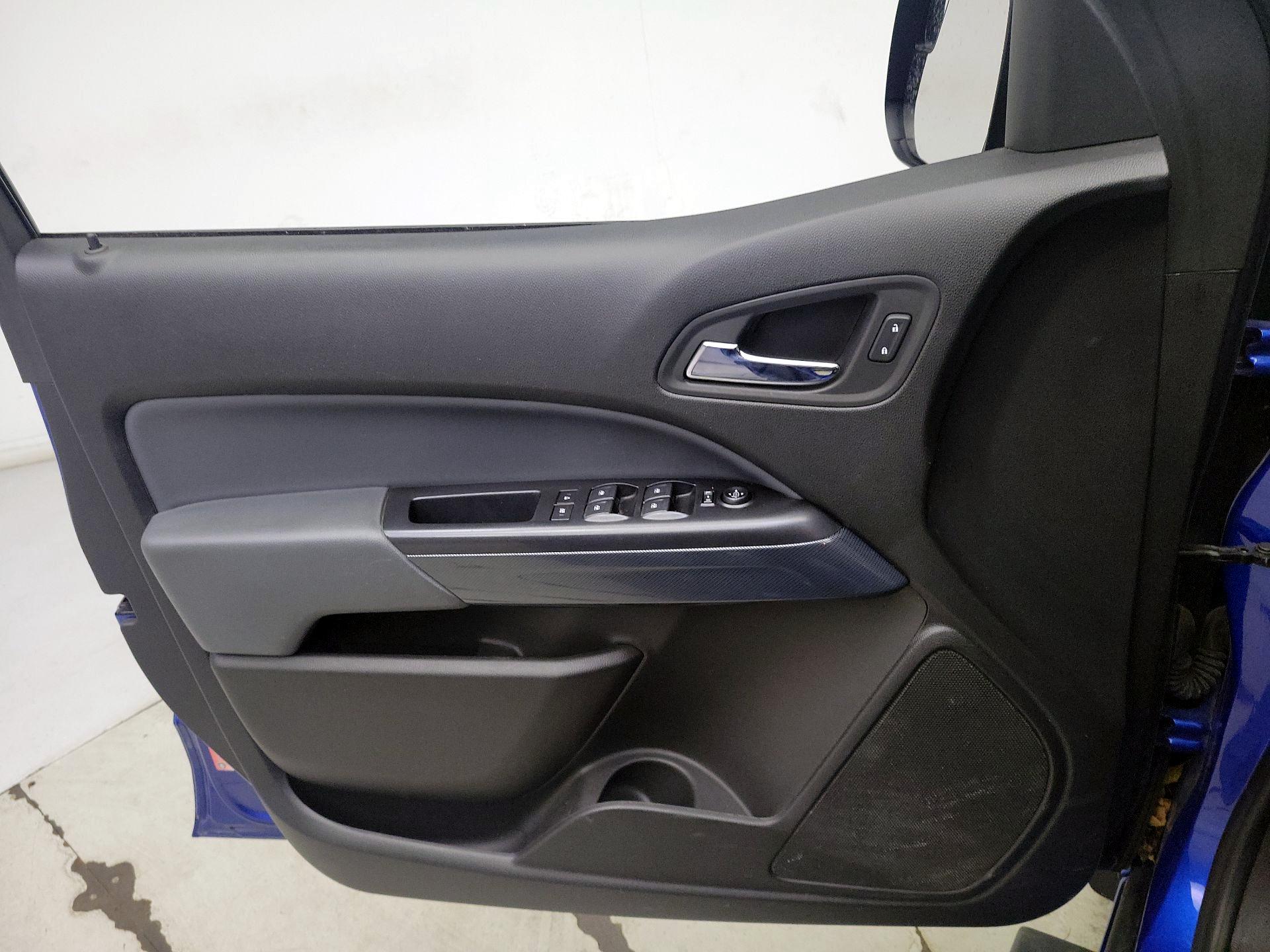 Thumbnail: 2020 Chevrolet Colorado - 12