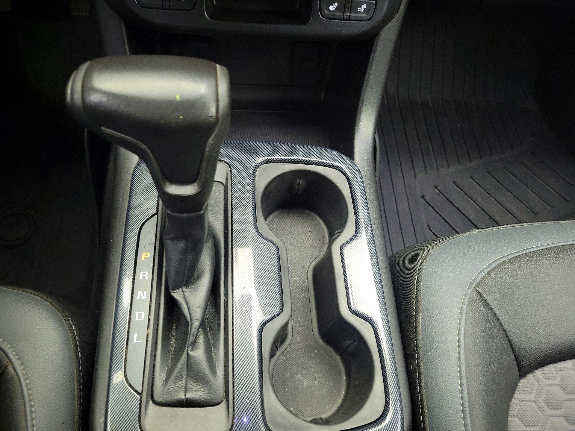 Thumbnail: 2020 Chevrolet Colorado - 17