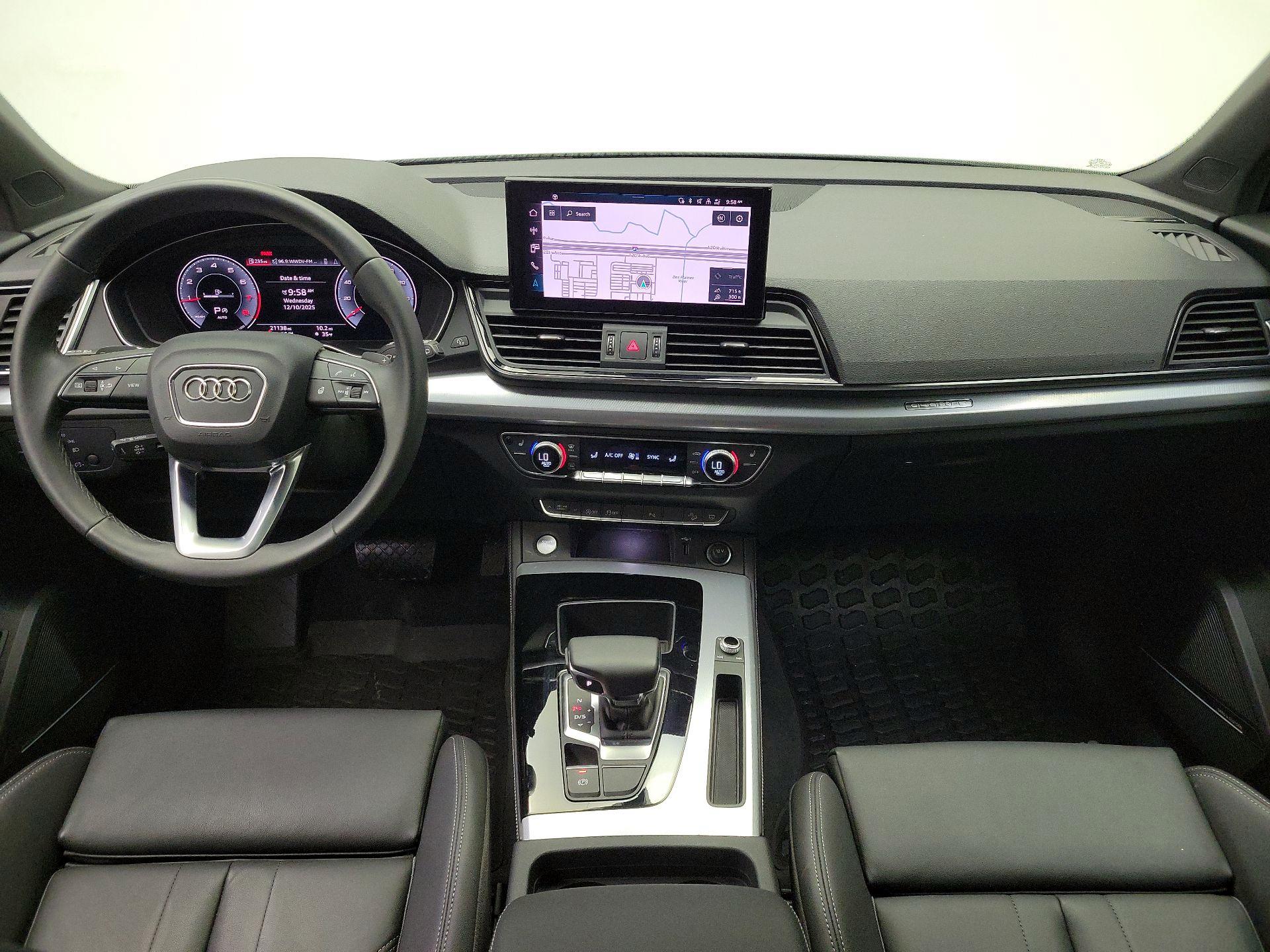 Thumbnail: 2023 Audi Q5 - 9