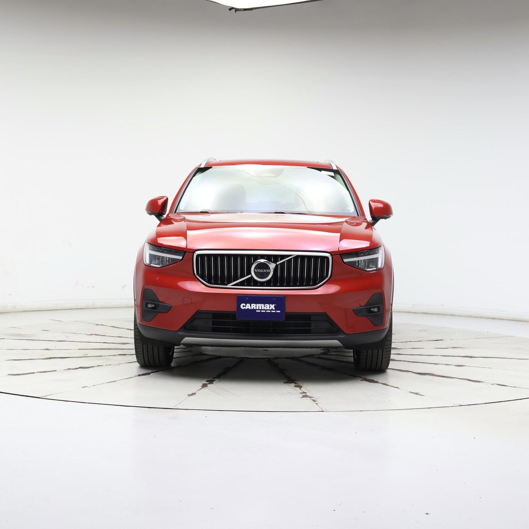 Thumbnail: 2023 Volvo XC40 - 5
