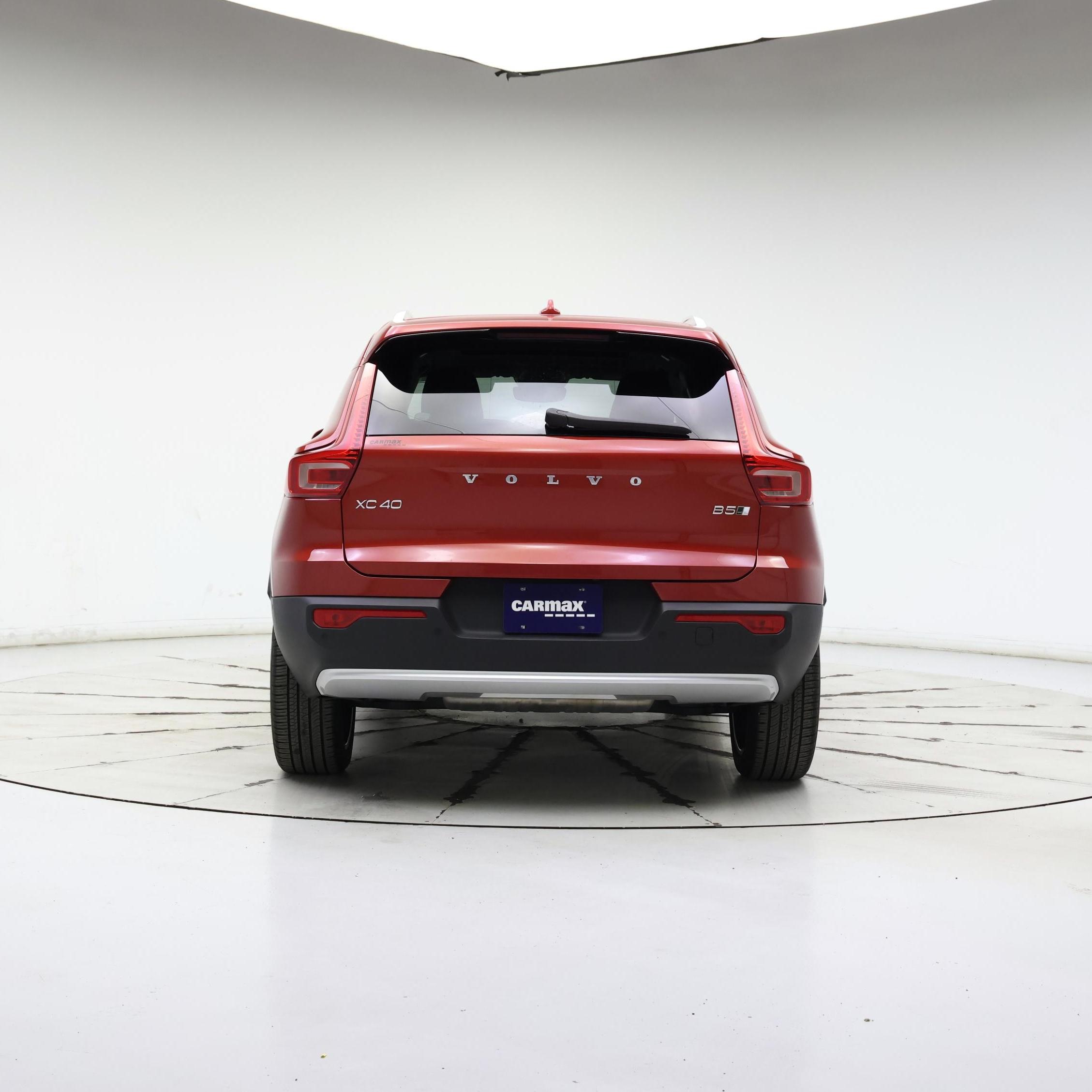 Thumbnail: 2023 Volvo XC40 - 6