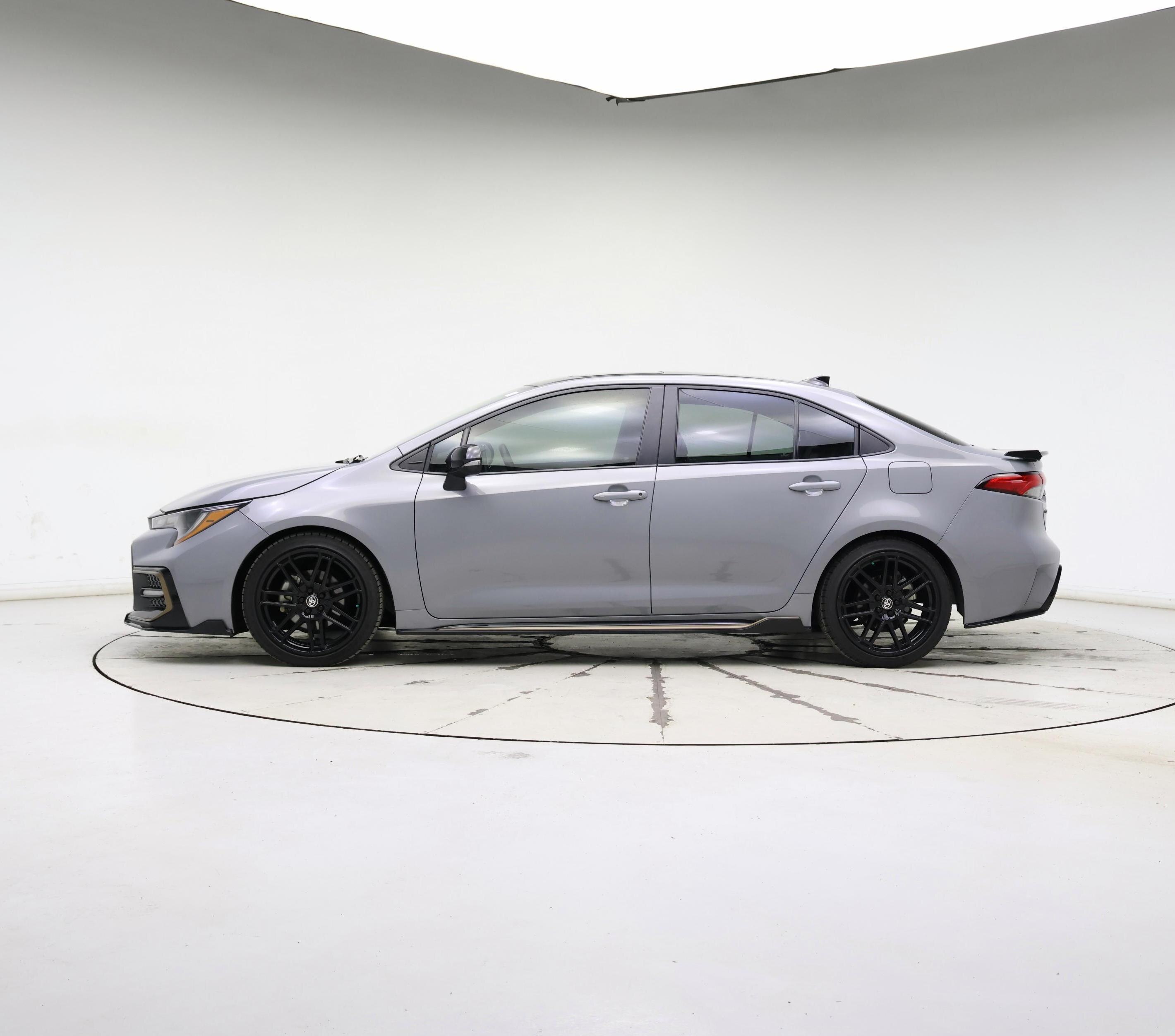 Thumbnail: 2022 Toyota Corolla - 3