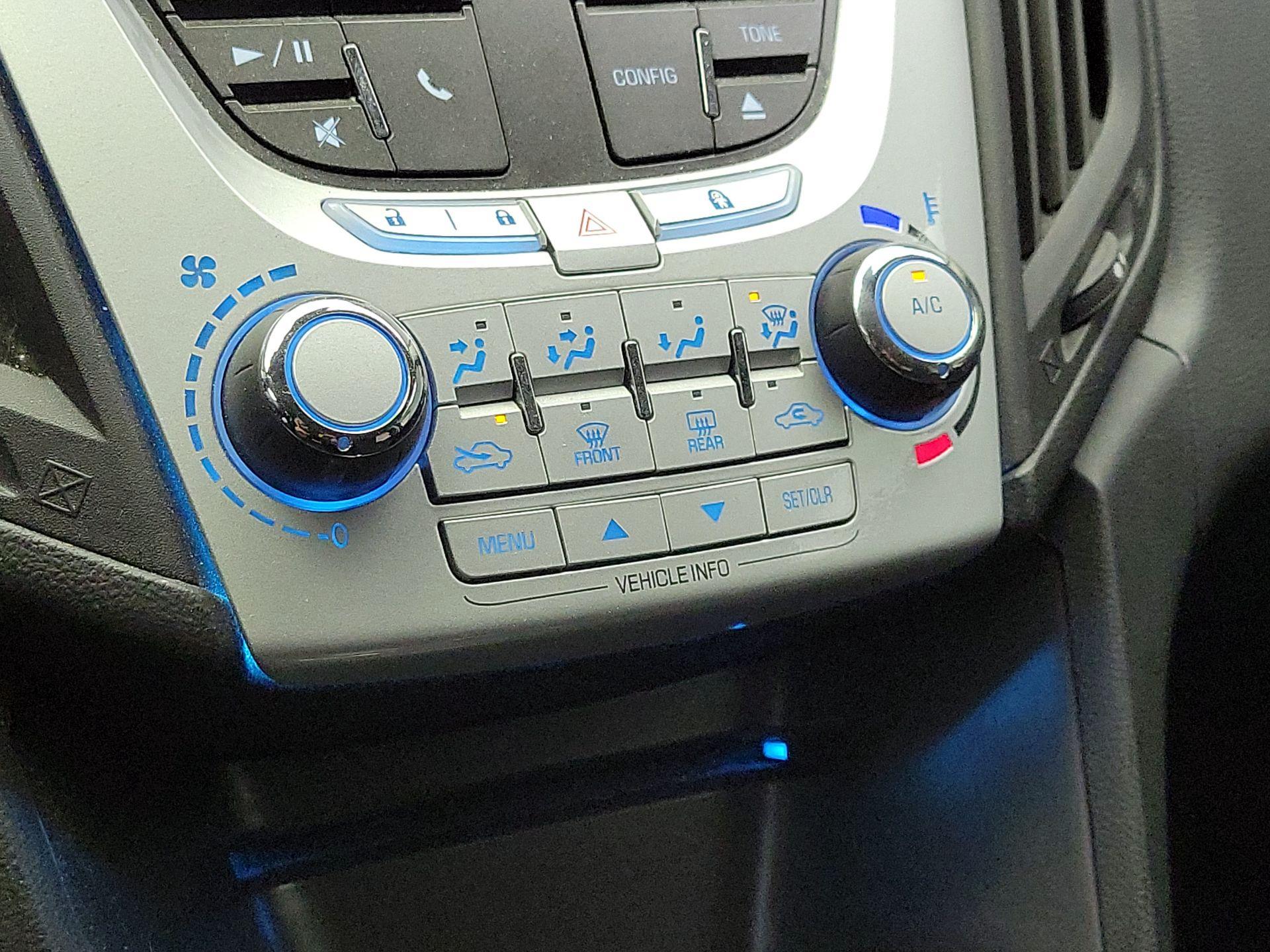 Thumbnail: 2015 Chevrolet Equinox - 15