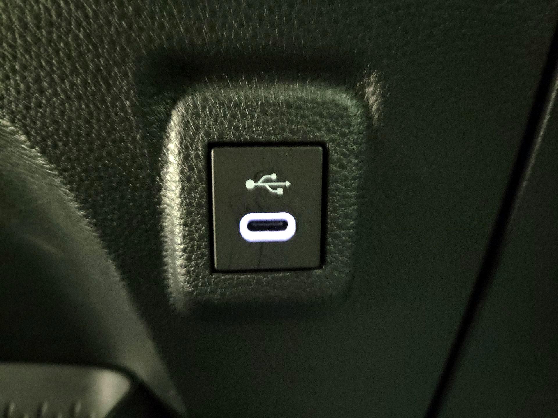 Thumbnail: 2023 Toyota Corolla - 19