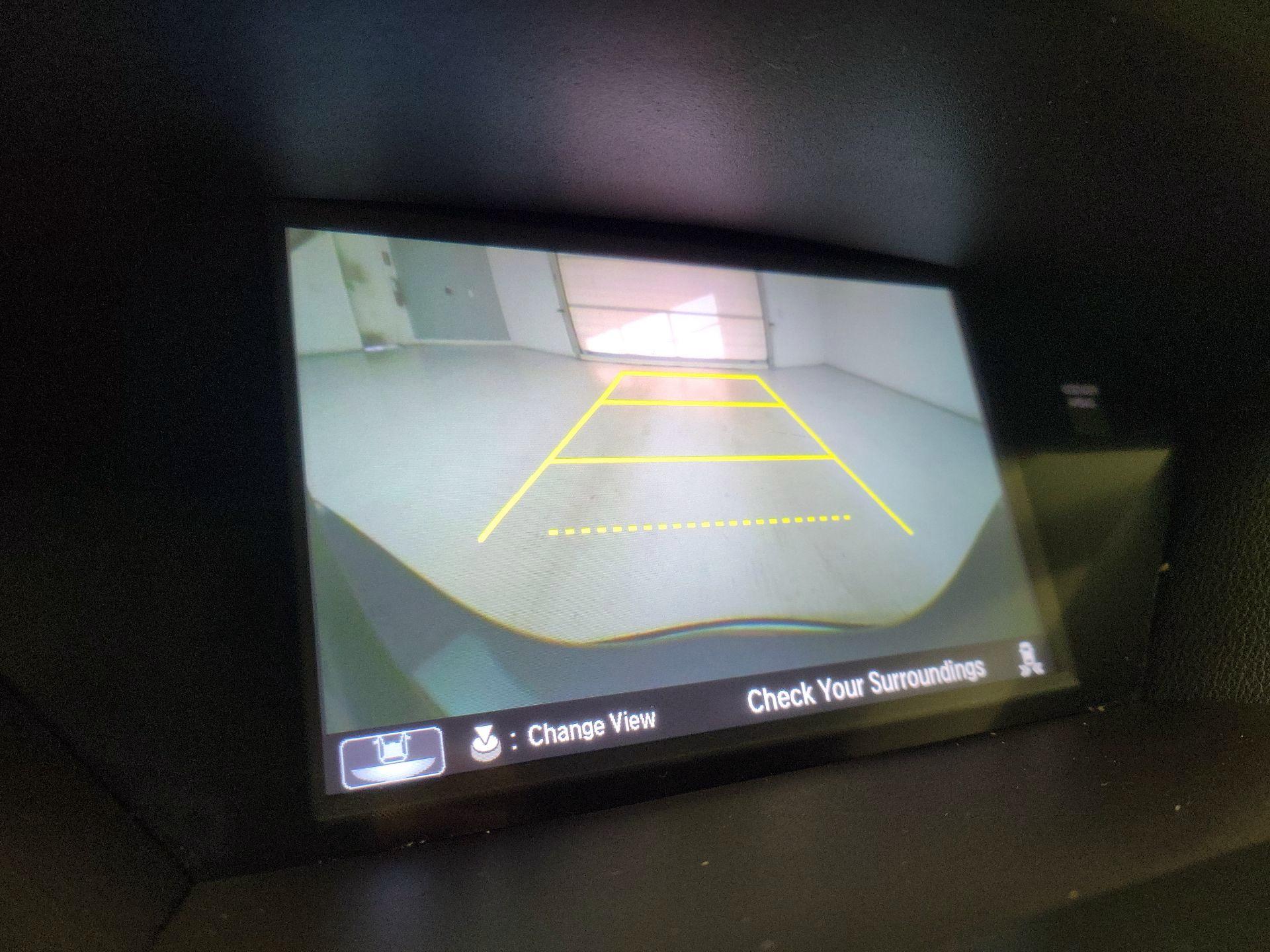 Thumbnail: 2017 Acura MDX - 14