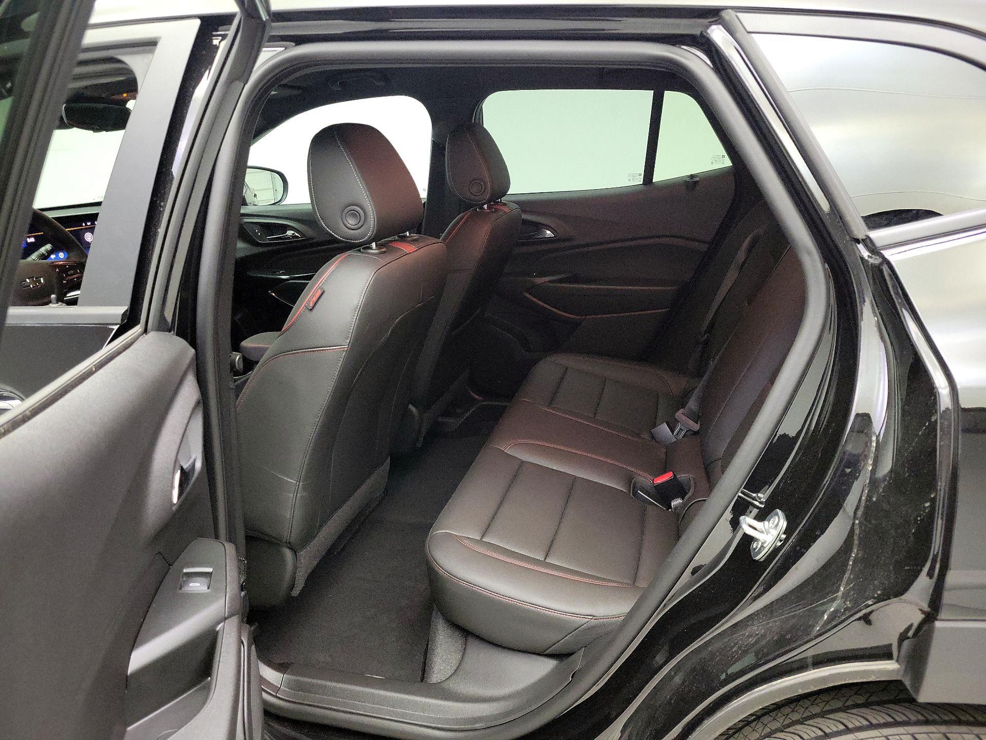 Thumbnail: 2025 Chevrolet Trax - 18