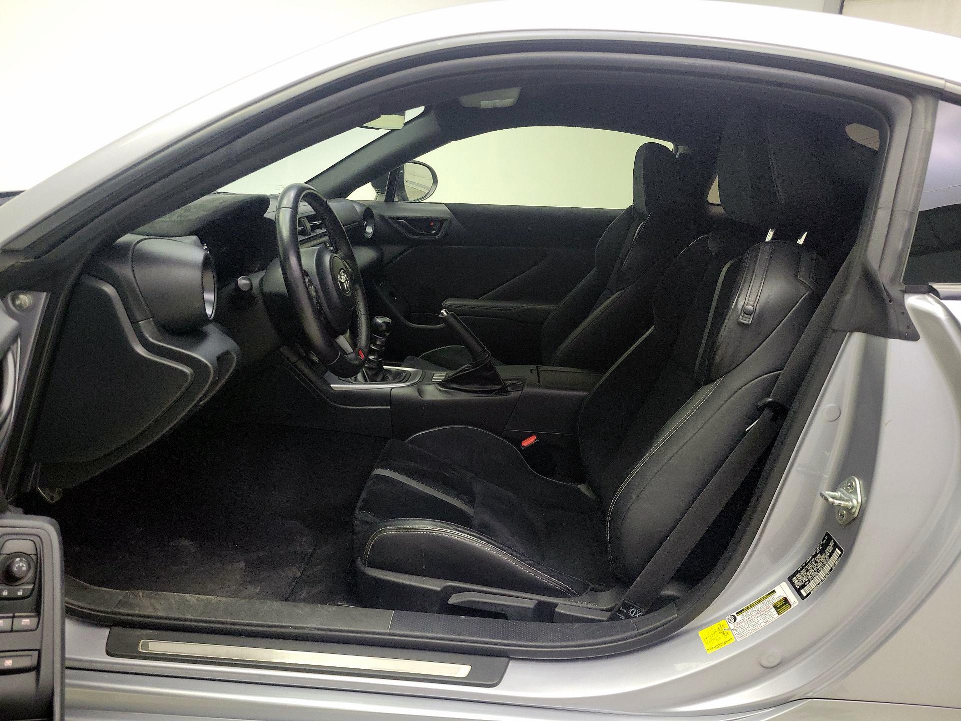 Thumbnail: 2022 Toyota GR86 - 11