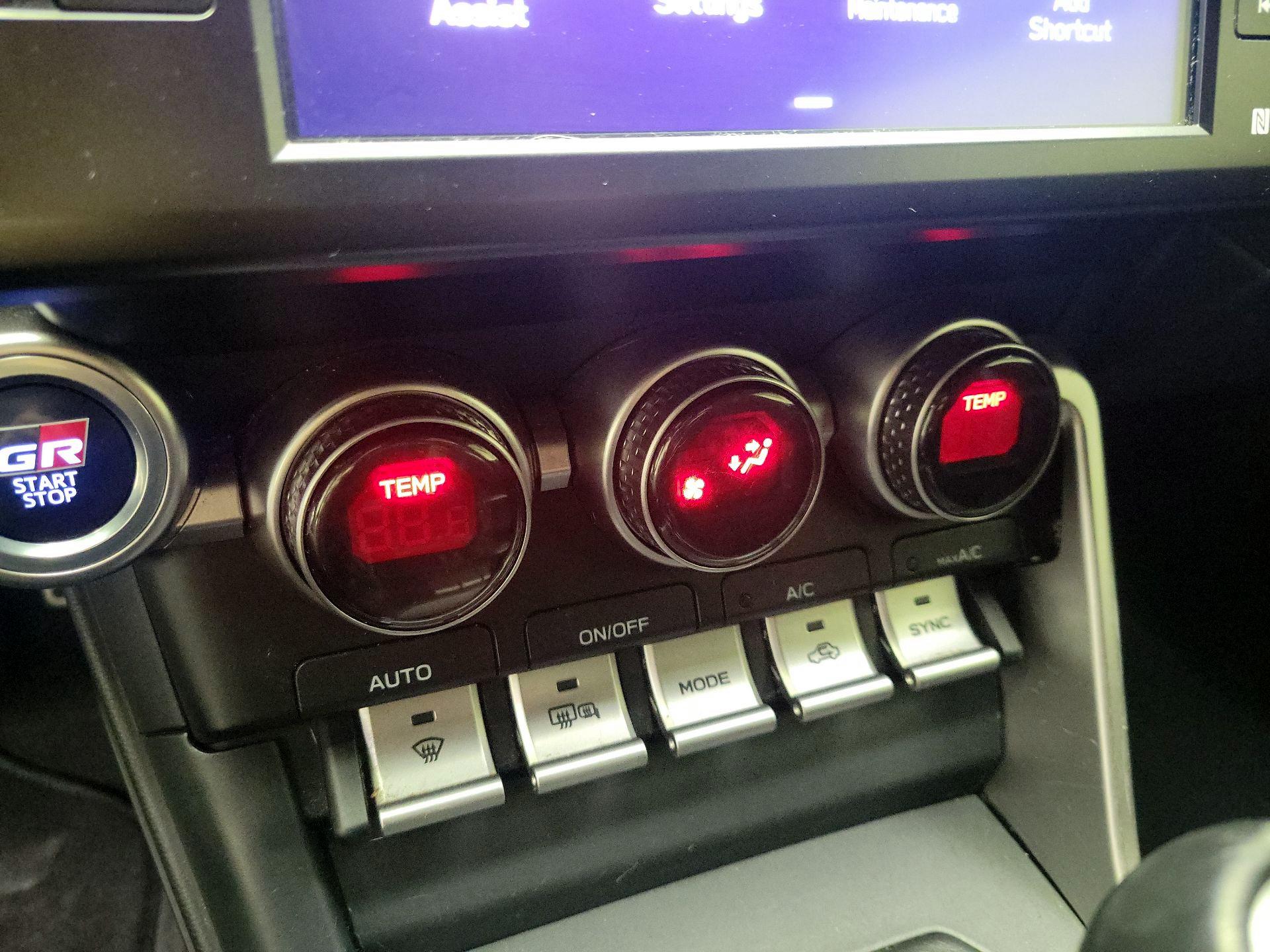 Thumbnail: 2022 Toyota GR86 - 16