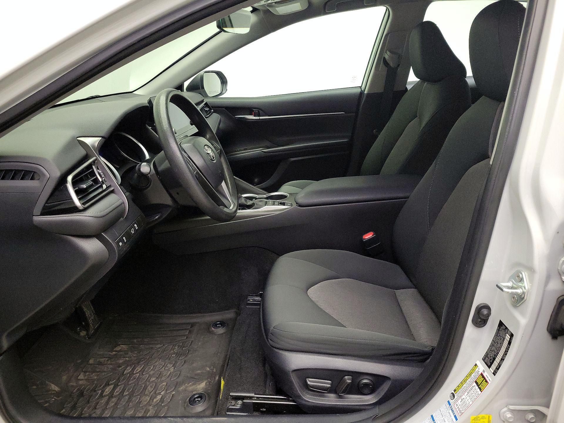 Thumbnail: 2022 Toyota Camry - 11