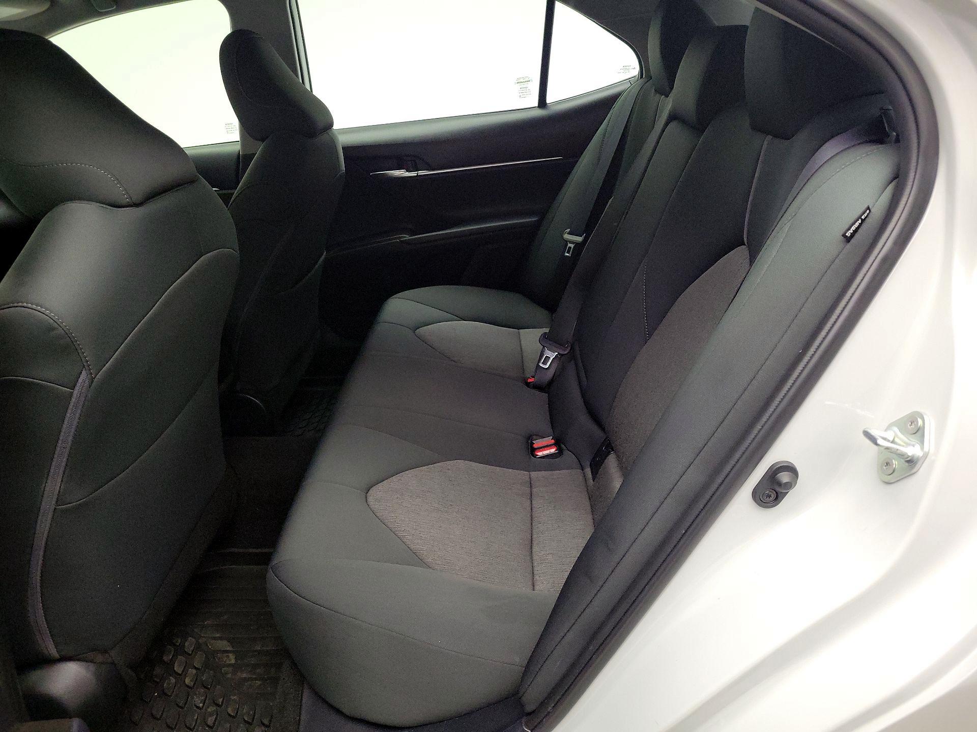 Thumbnail: 2022 Toyota Camry - 20