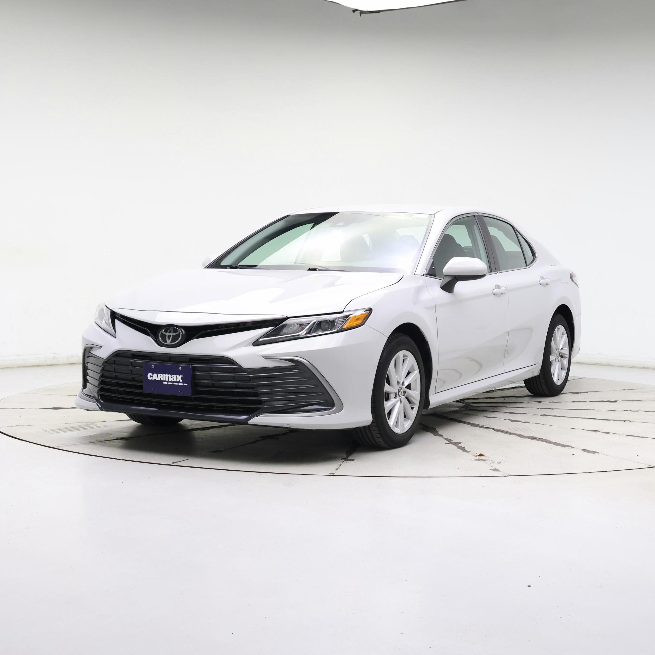 Thumbnail: 2022 Toyota Camry - 4