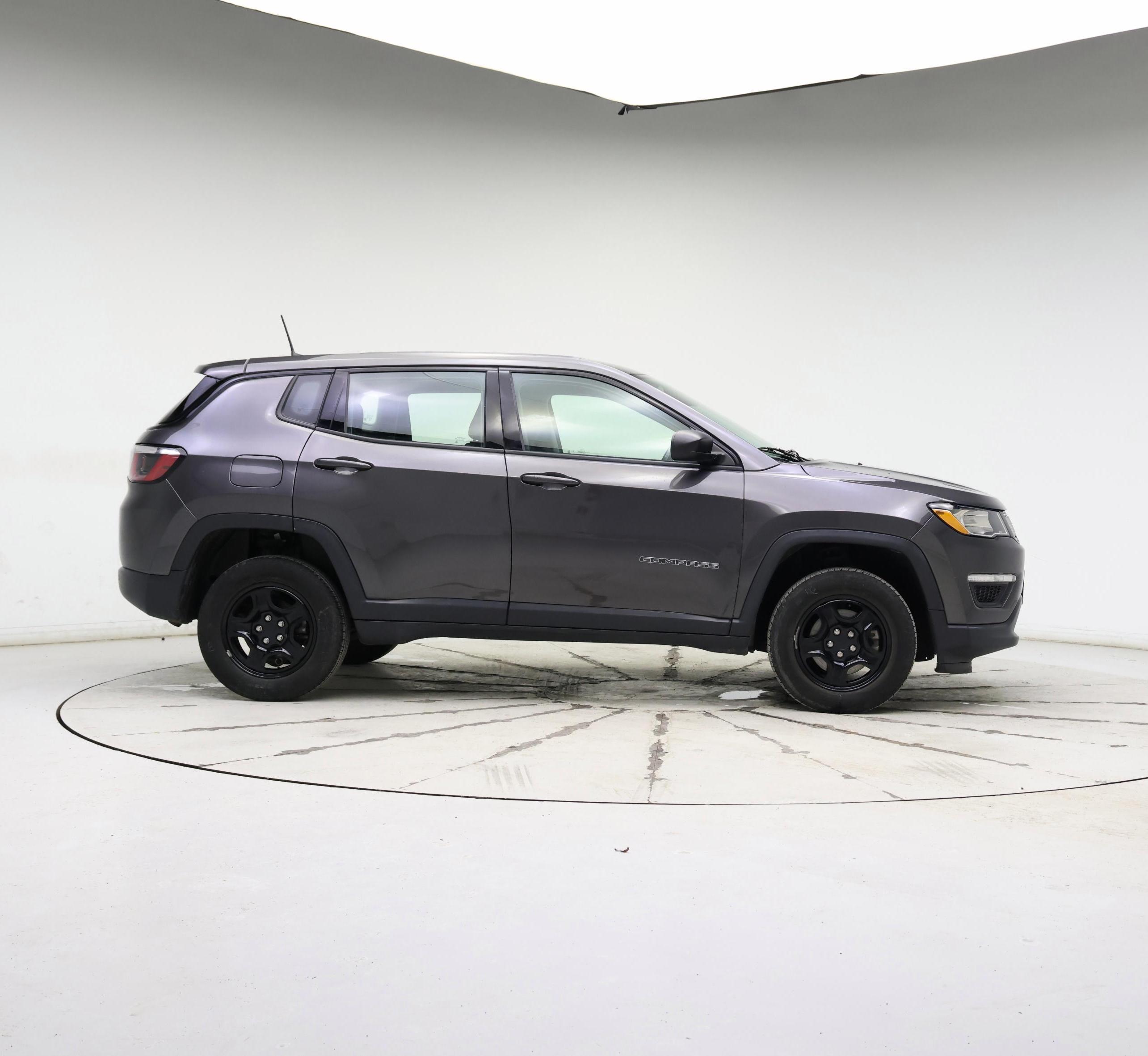 Thumbnail: 2018 Jeep Compass - 7