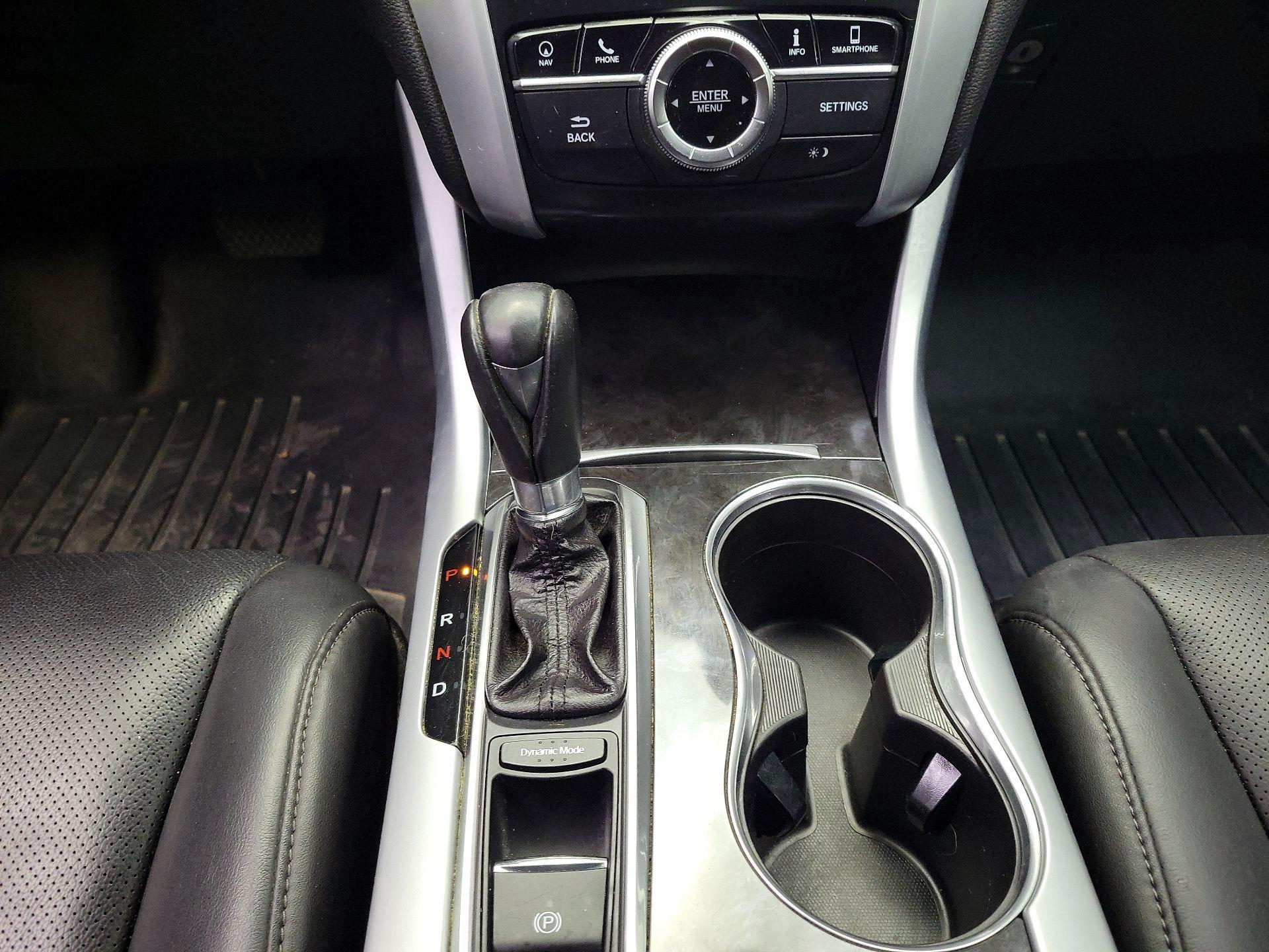 Thumbnail: 2018 Acura TLX - 18