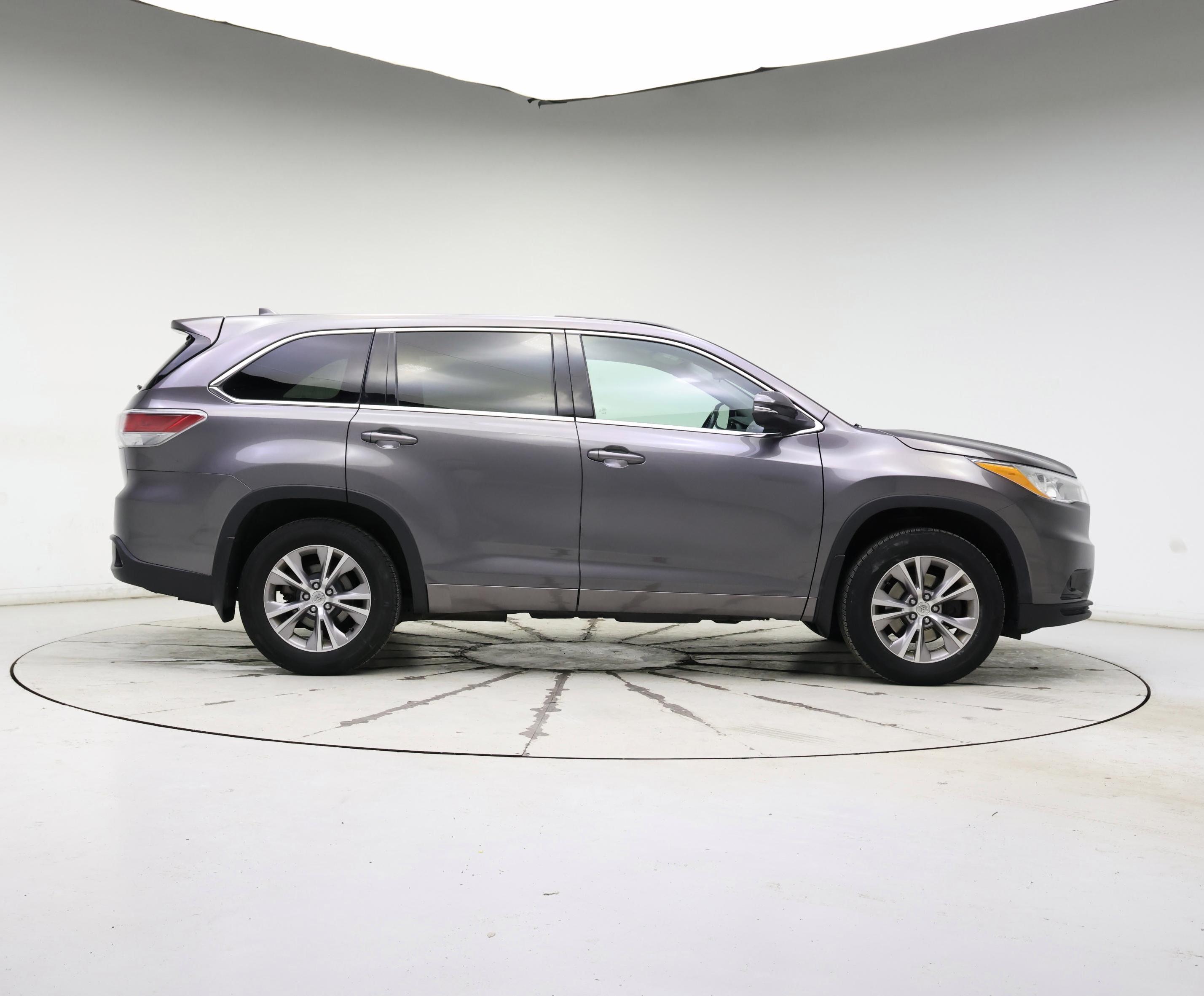Thumbnail: 2014 Toyota Highlander - 7