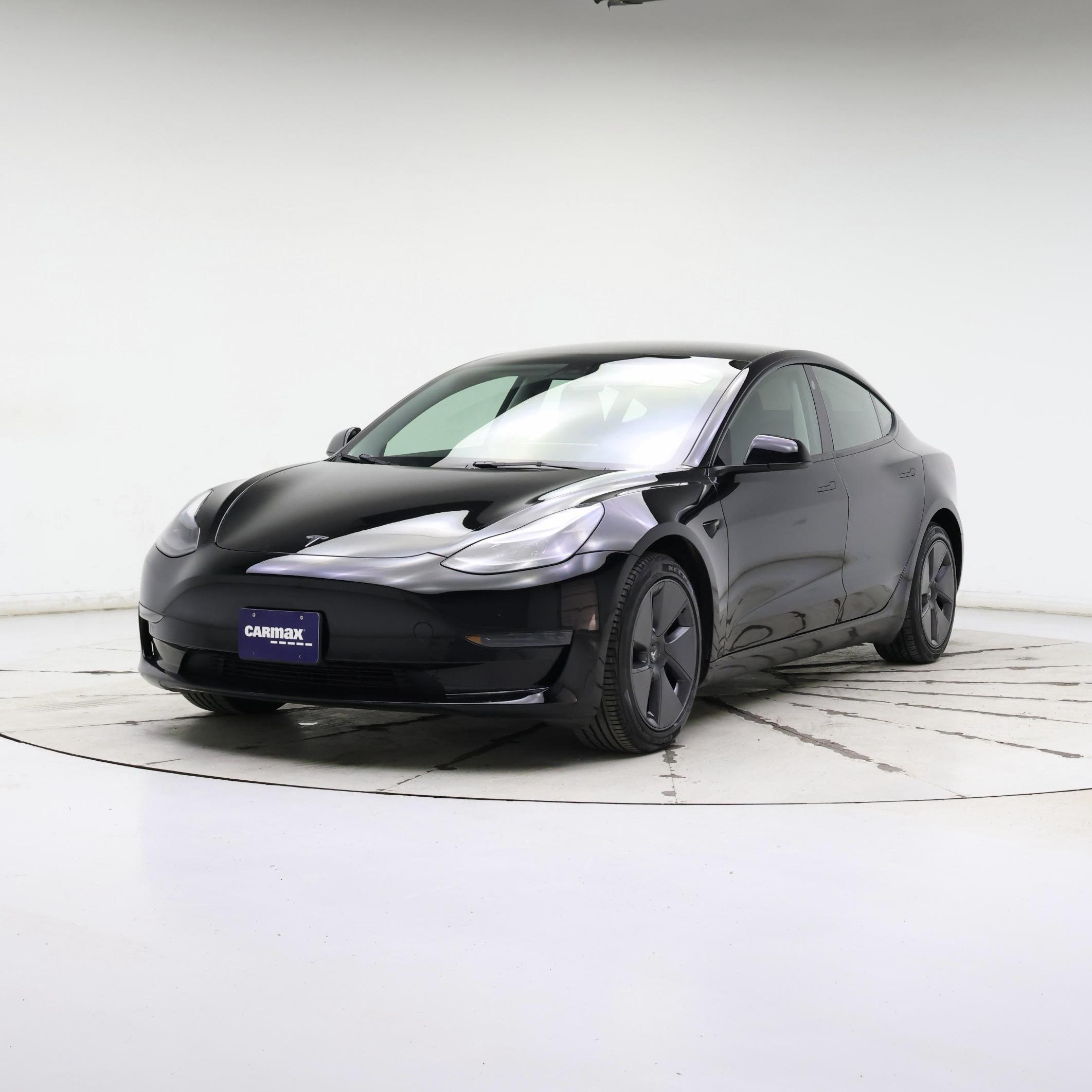 Thumbnail: 2022 Tesla Model 3 - 4