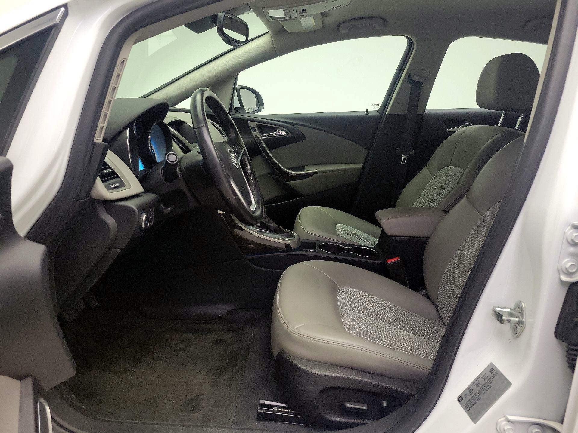 Thumbnail: 2017 Buick Verano - 11