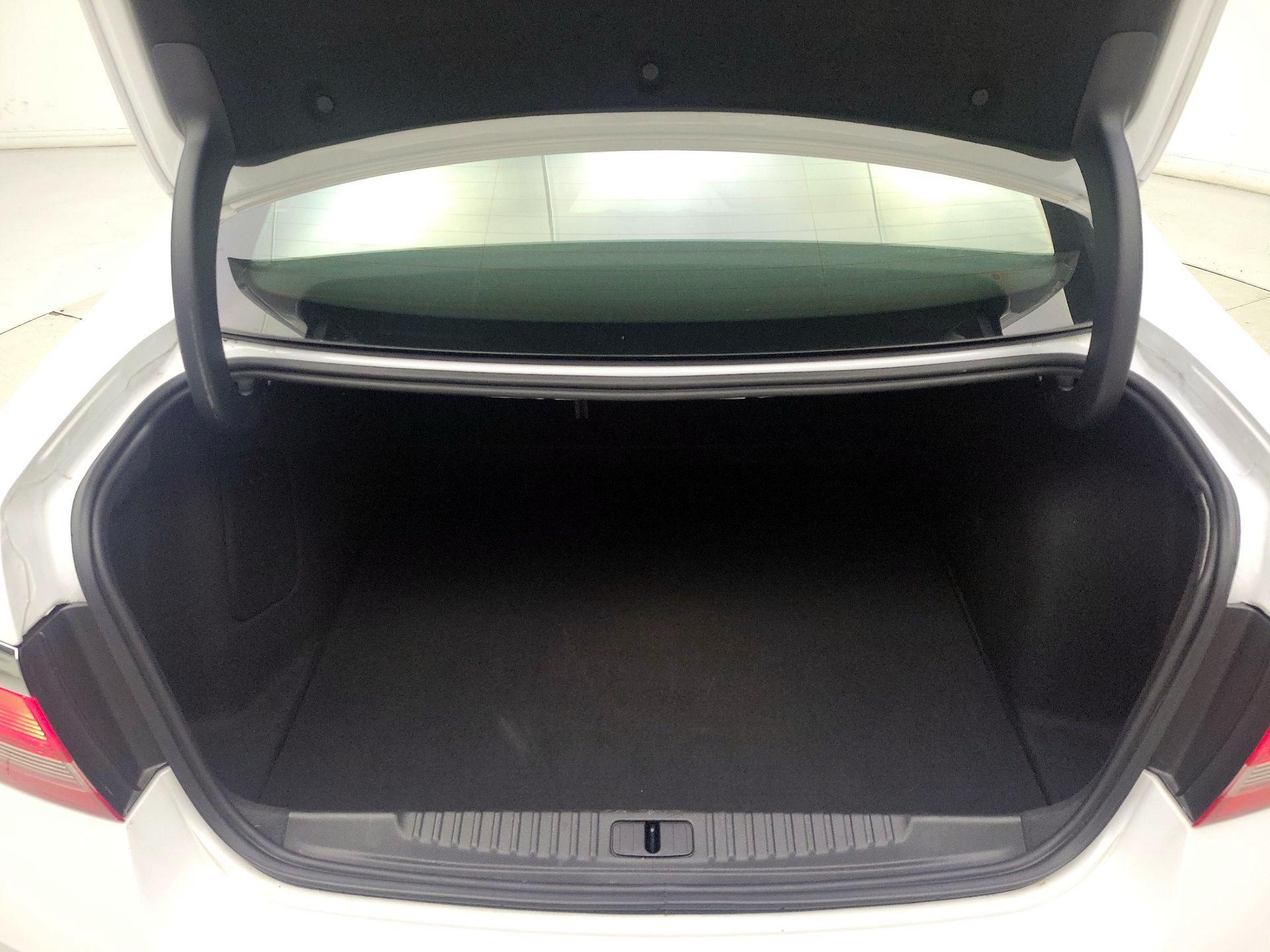 Thumbnail: 2017 Buick Verano - 20