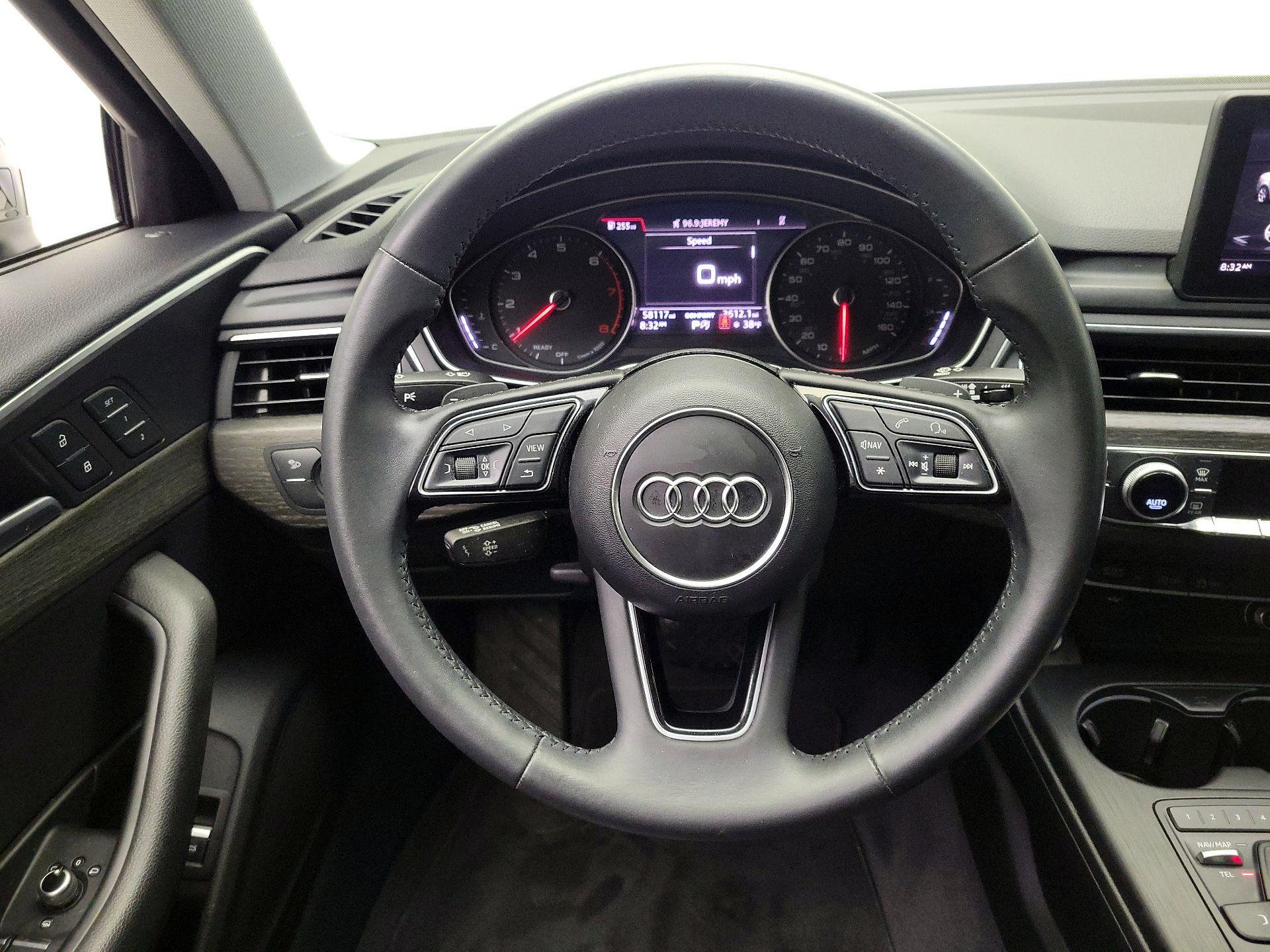 Thumbnail: 2019 Audi A4 - 10