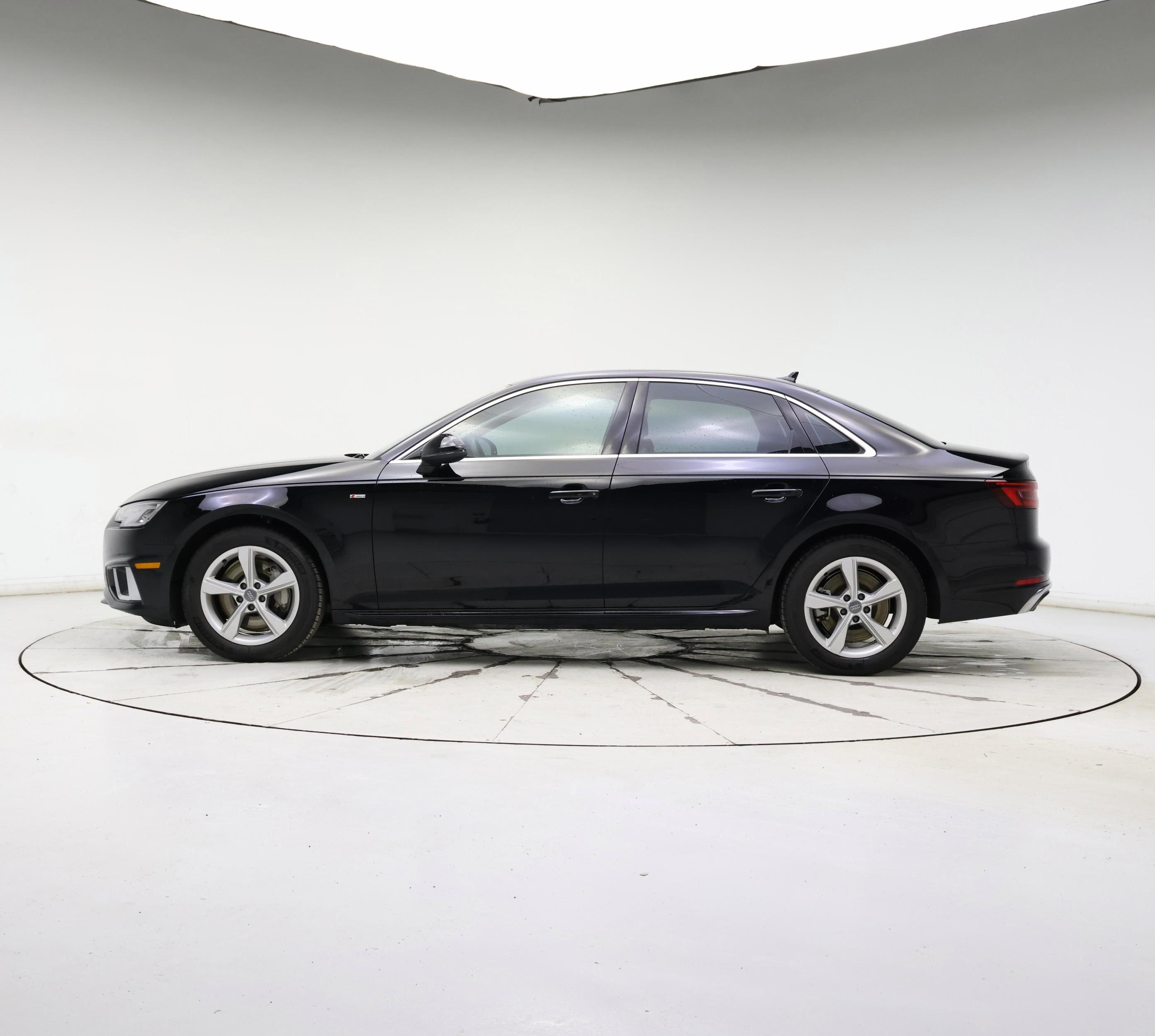 Thumbnail: 2019 Audi A4 - 3