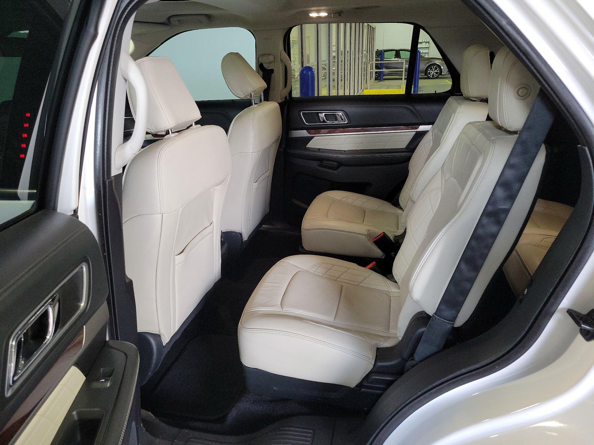 Thumbnail: 2019 Ford Explorer - 19