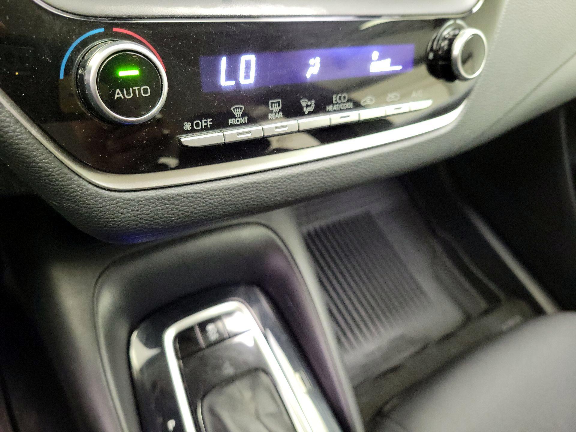 Thumbnail: 2022 Toyota Corolla - 16