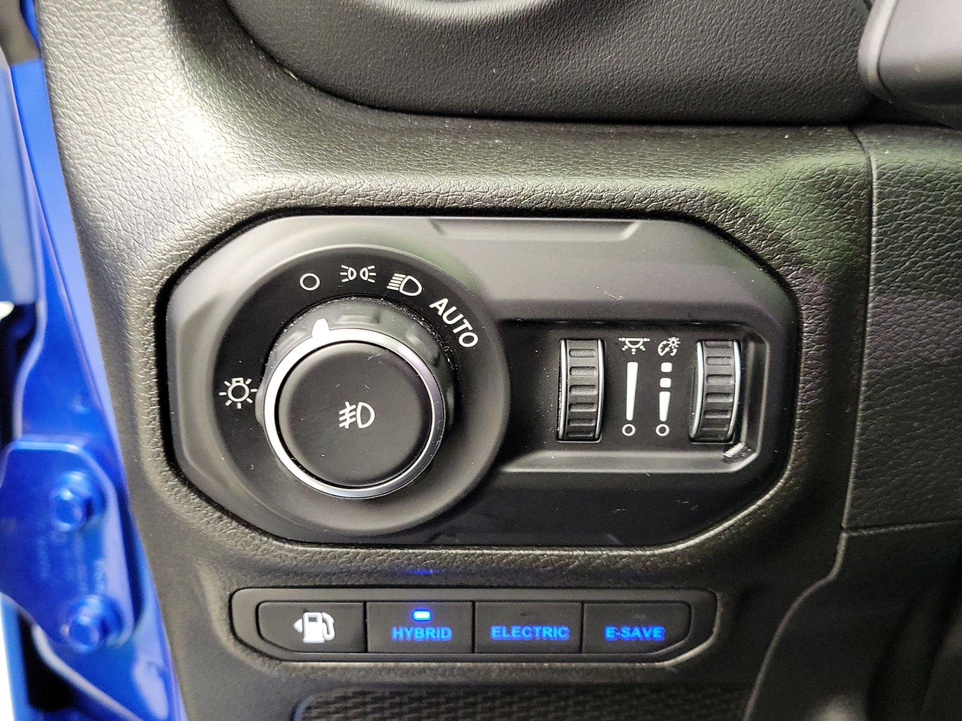 Thumbnail: 2021 Jeep Wrangler - 13