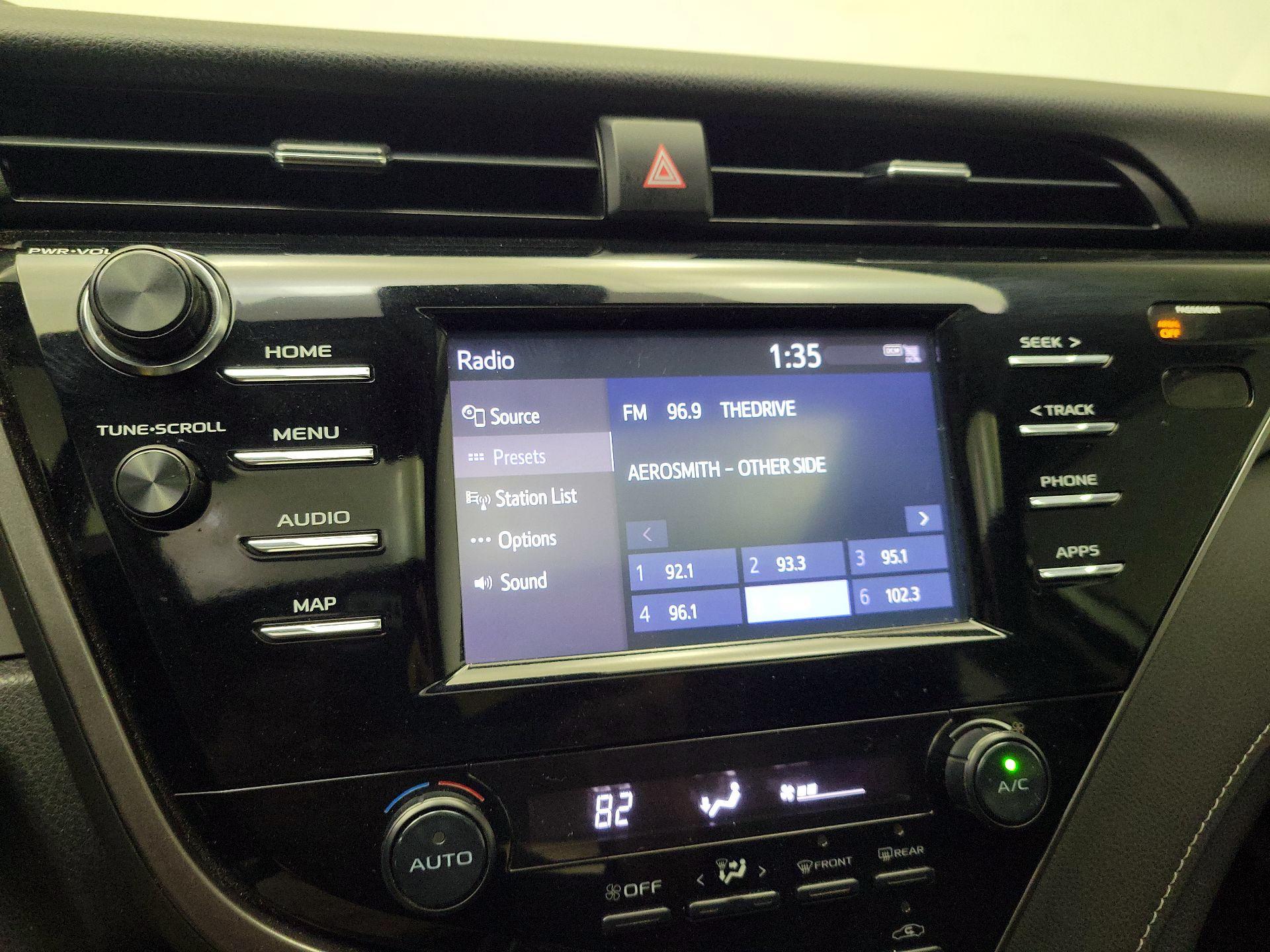 Thumbnail: 2019 Toyota Camry - 15