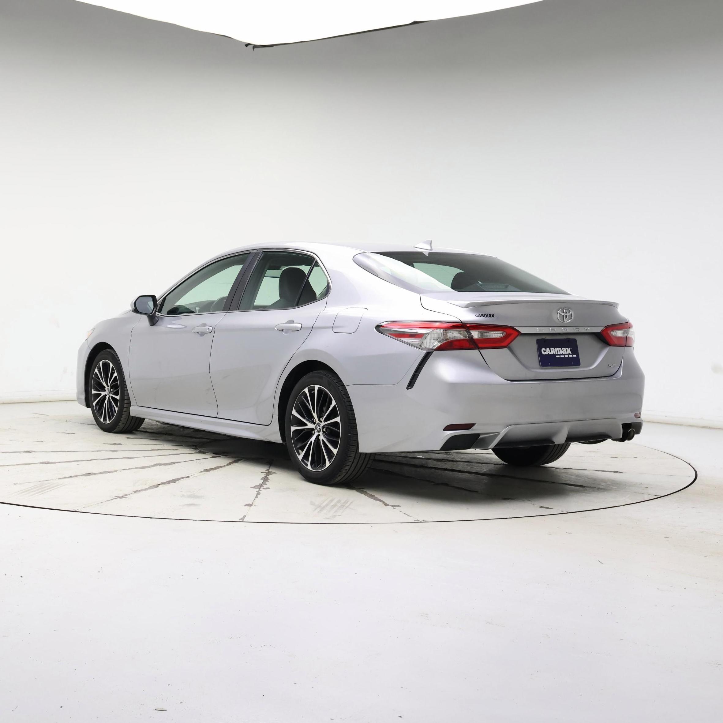 Thumbnail: 2019 Toyota Camry - 2