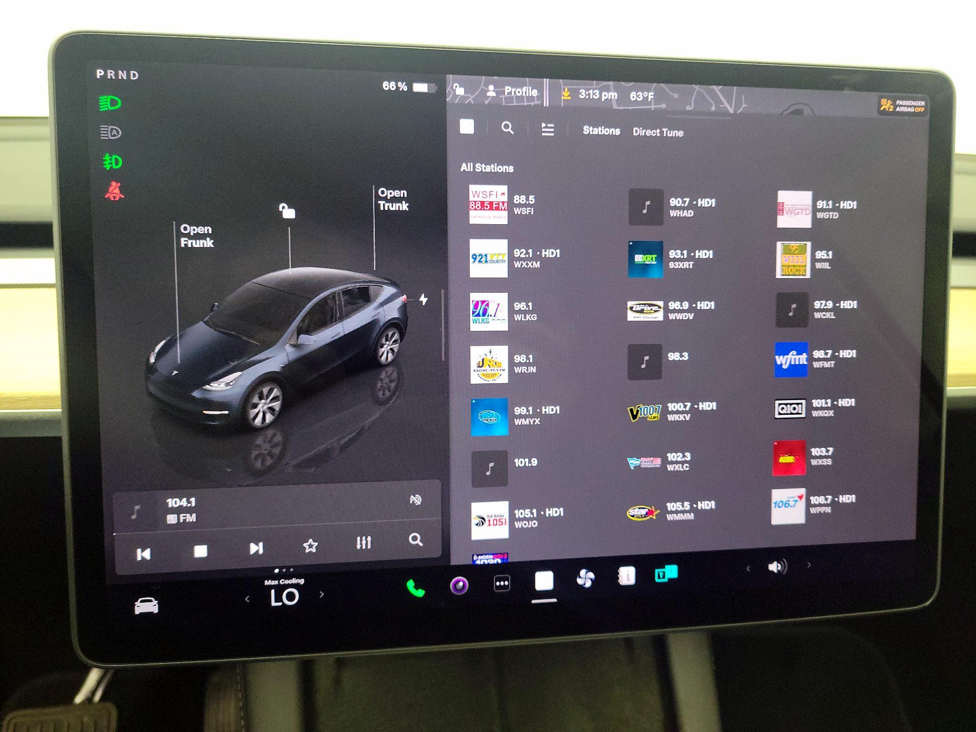 Thumbnail: 2024 Tesla Model Y - 15