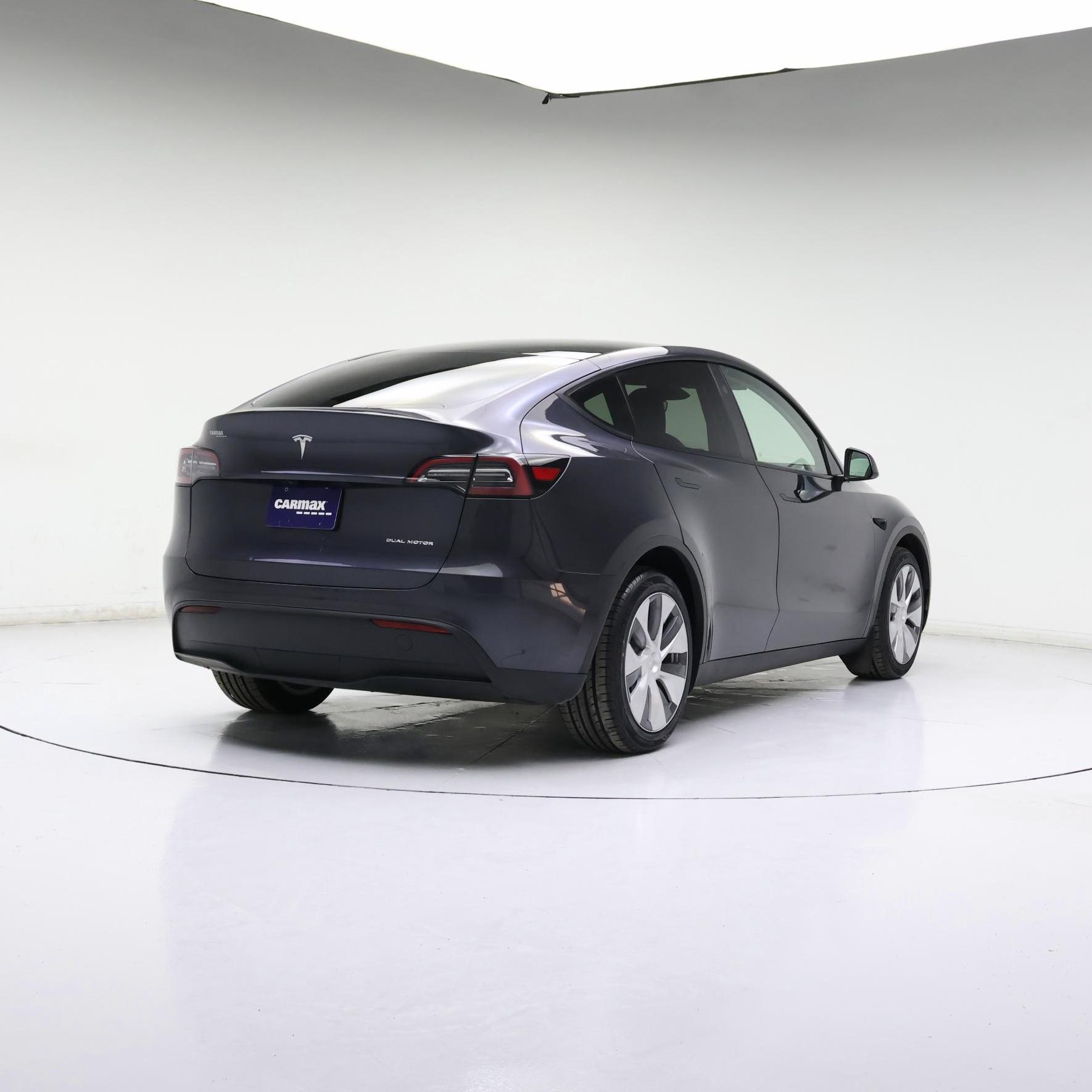 Thumbnail: 2024 Tesla Model Y - 8