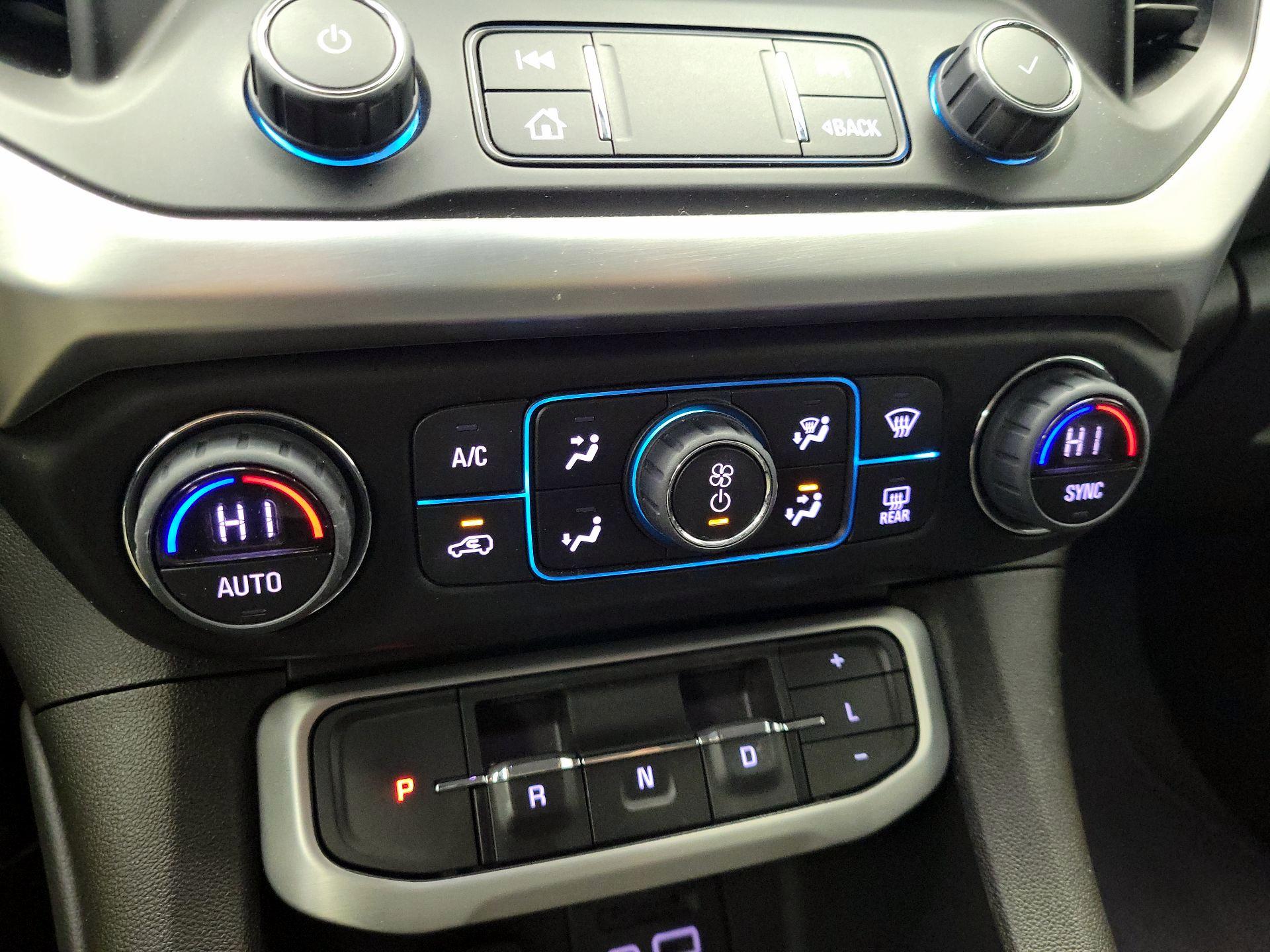 Thumbnail: 2023 GMC Acadia - 16