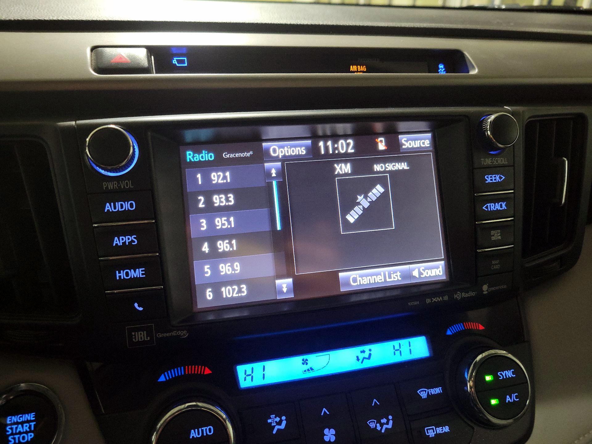 Thumbnail: 2016 Toyota RAV4 - 14