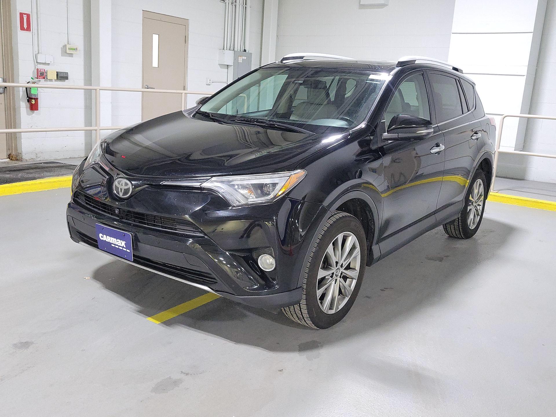 Thumbnail: 2016 Toyota RAV4 - 3