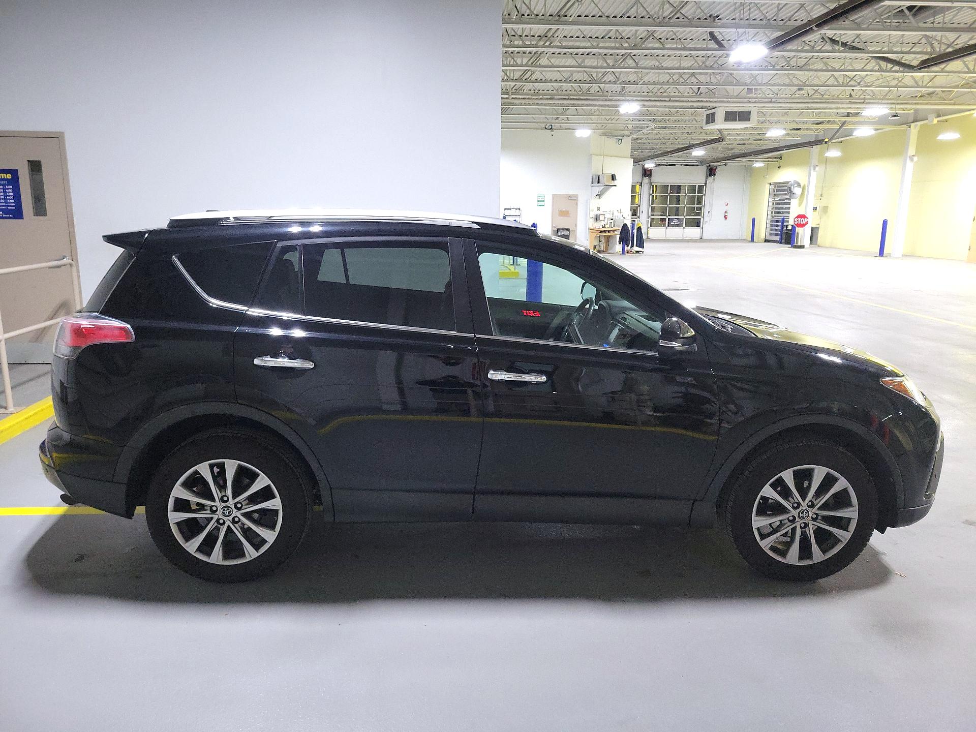 Thumbnail: 2016 Toyota RAV4 - 4