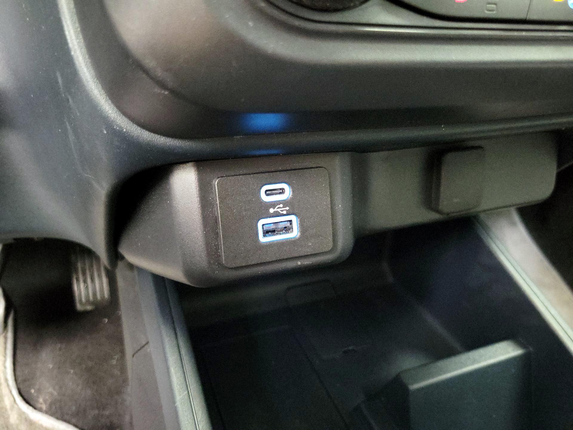 Thumbnail: 2022 Ford Maverick - 18