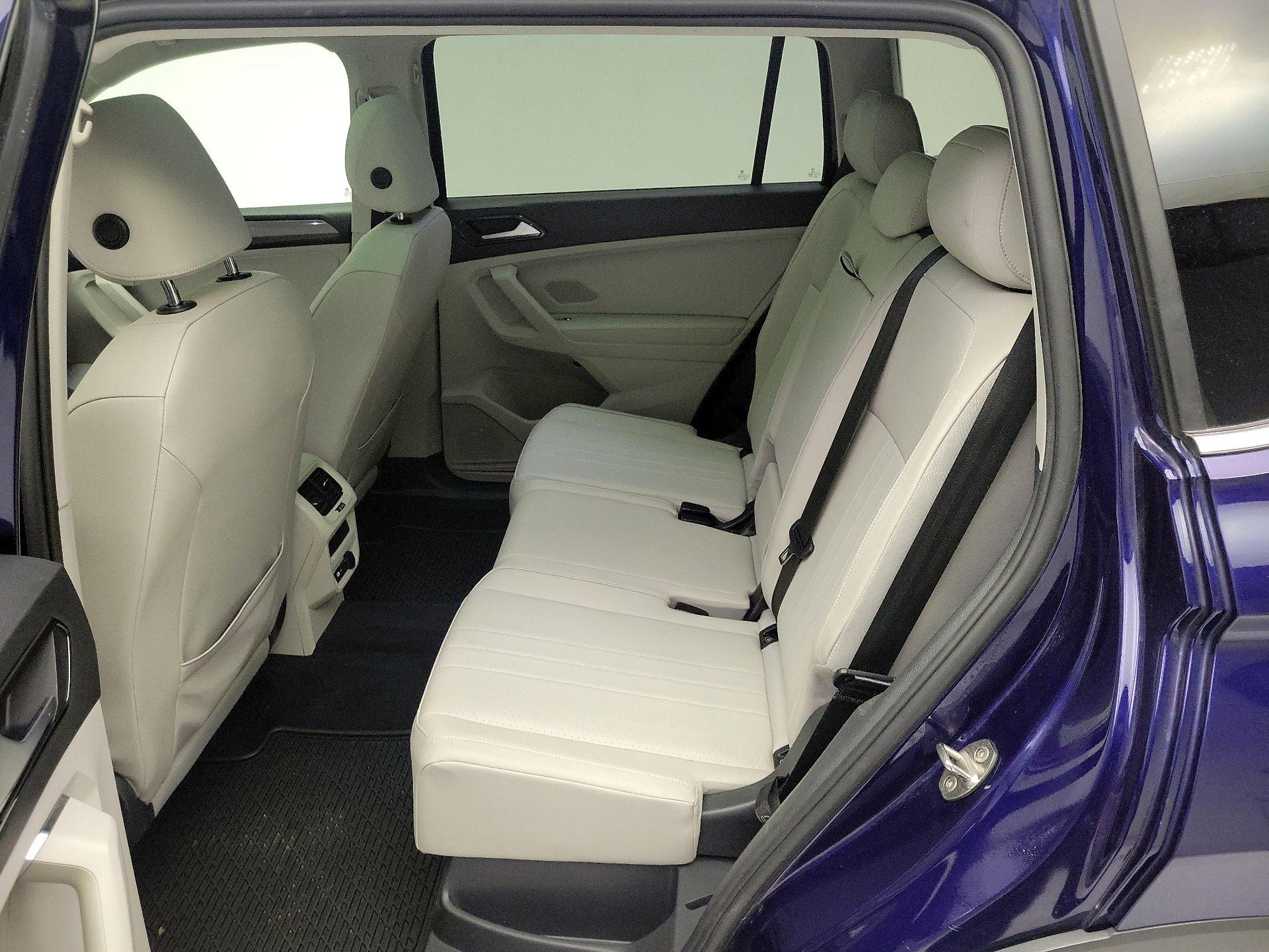 Thumbnail: 2022 Volkswagen Tiguan - 20